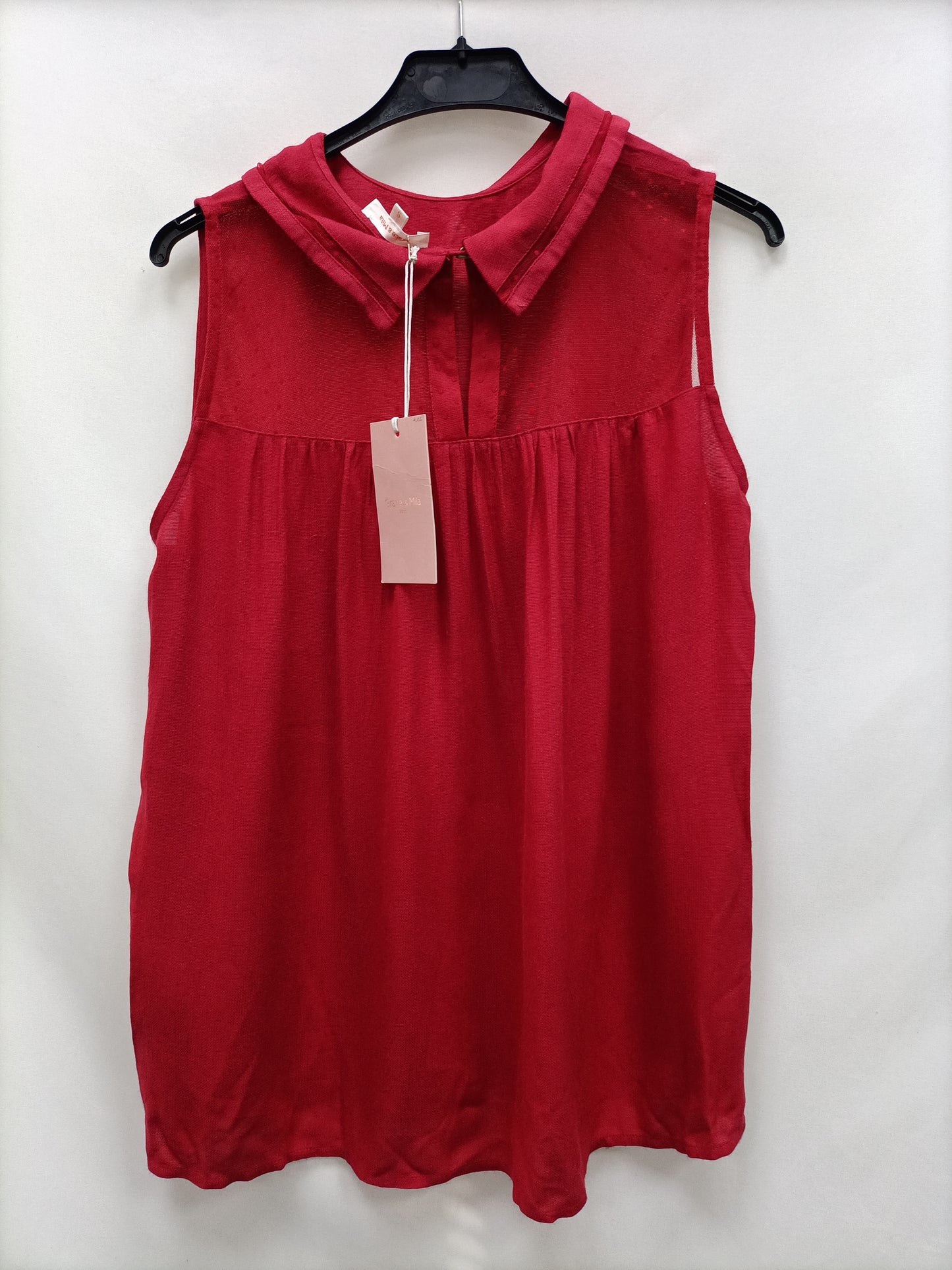 GRACE&MILA. Red plumeti Ts blouse