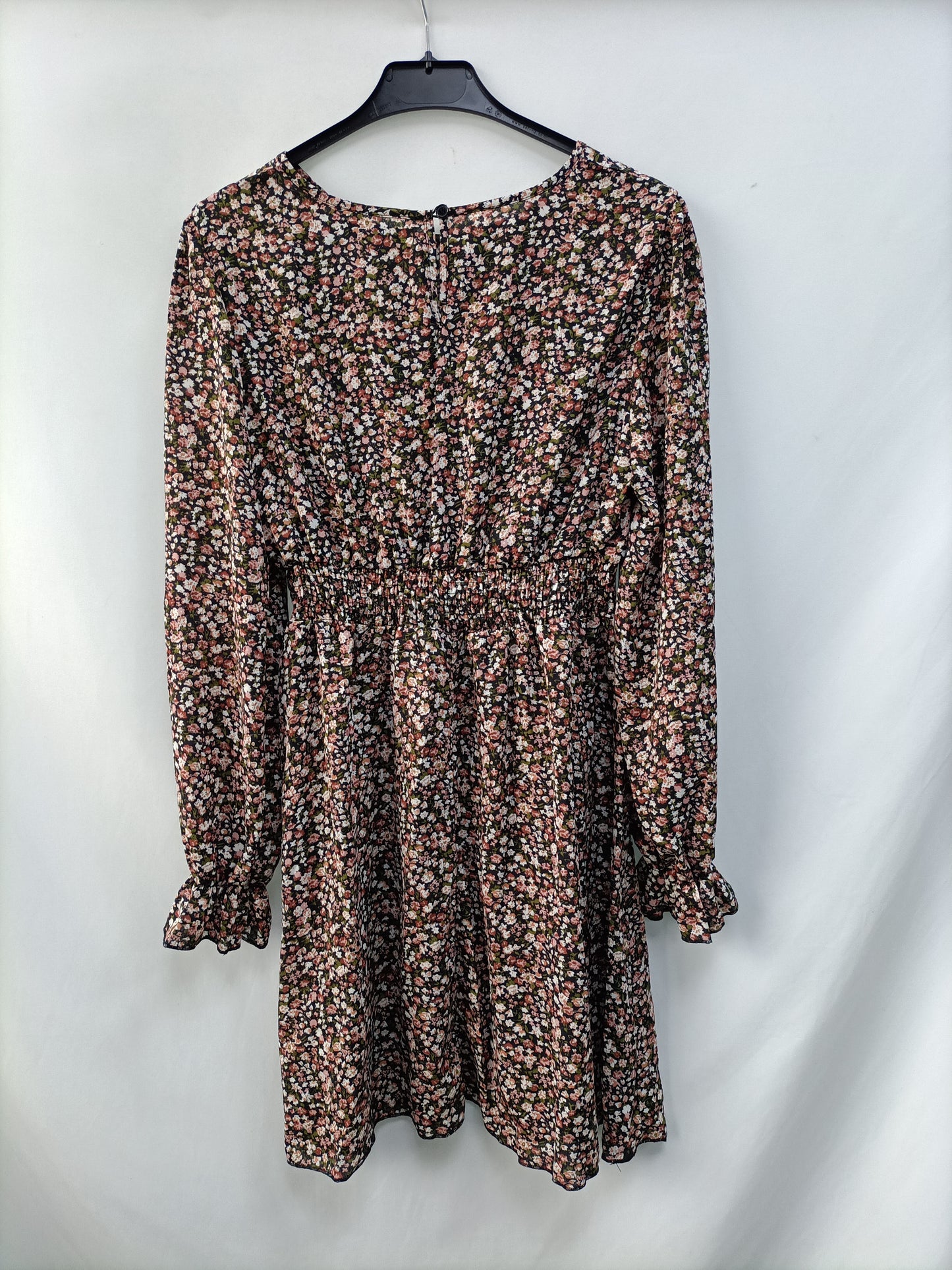SHEIN. Vestido negro flores T.m