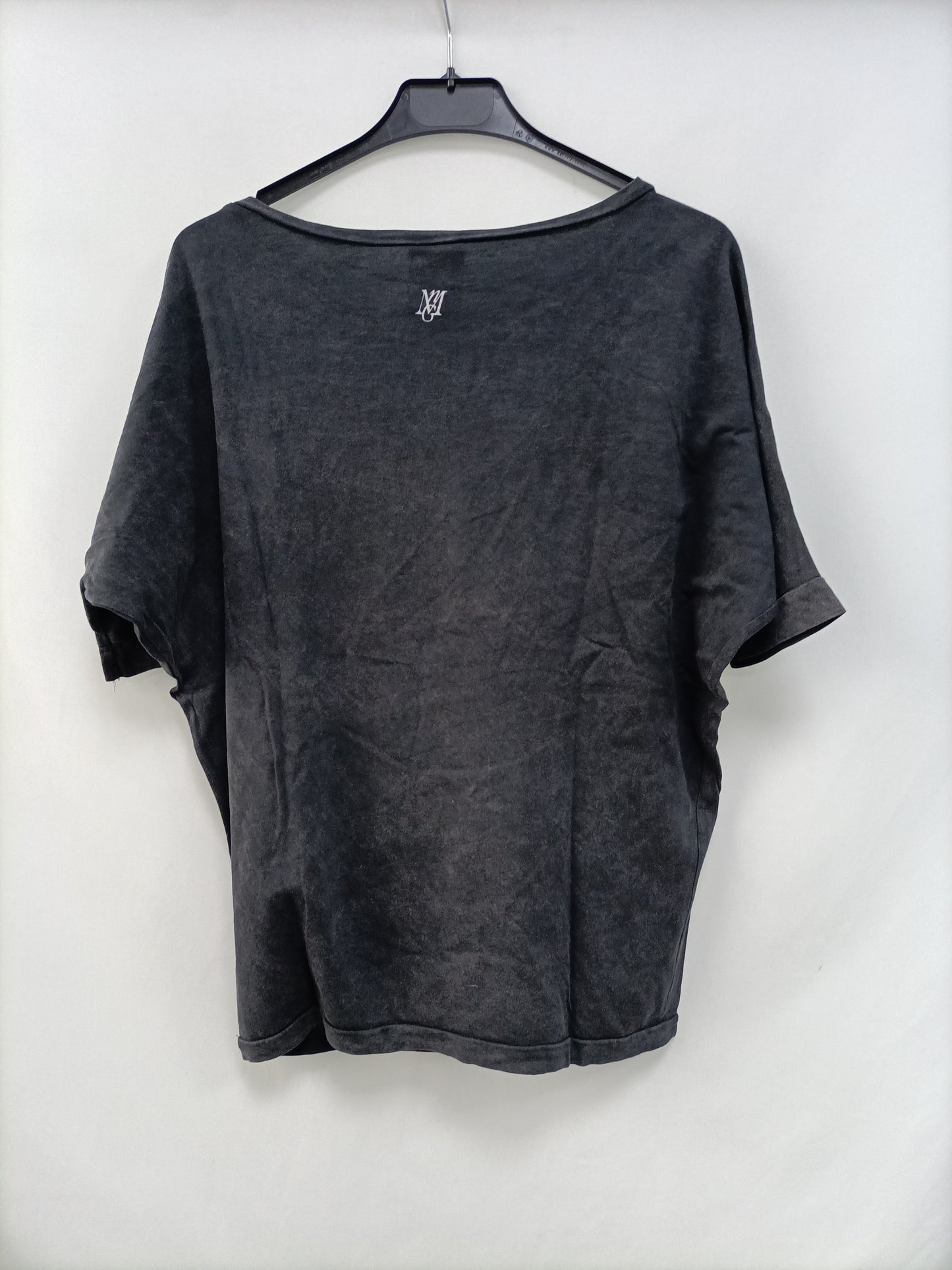 OTRAS.Camiseta gris lobo. T.S