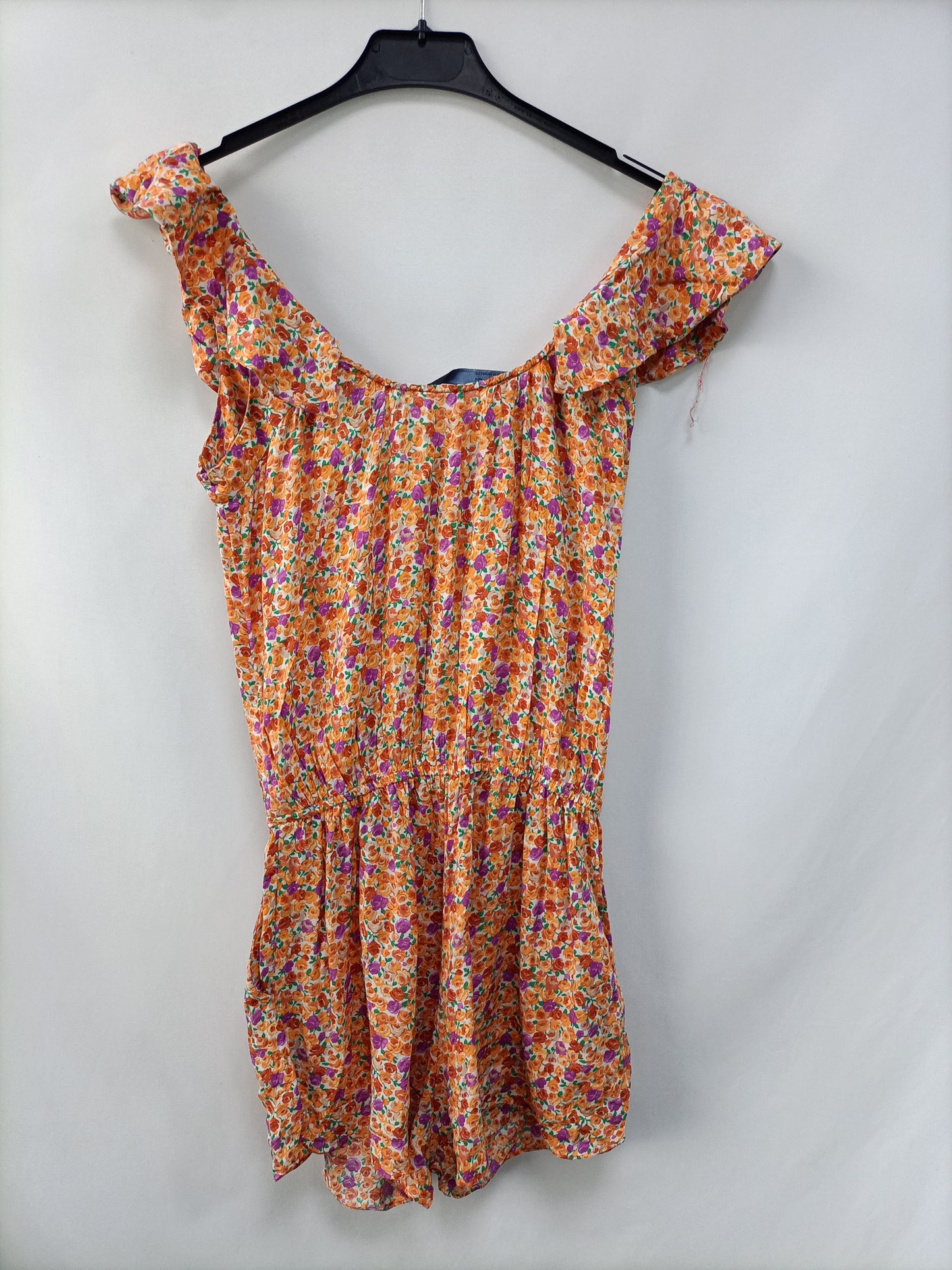 ZARA.Mono corto flores T.XS