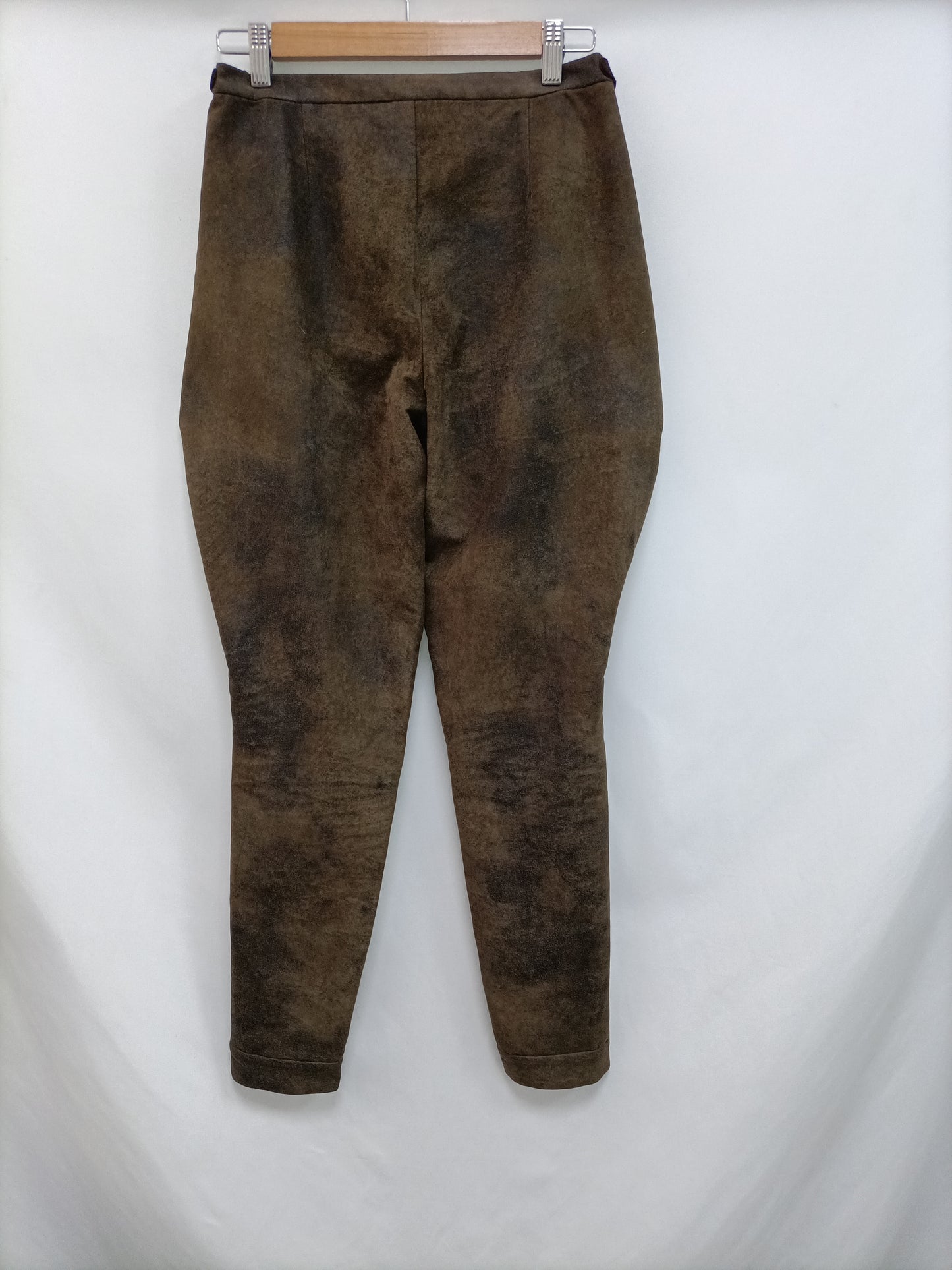 TBA. Pantalón doble textura T.36