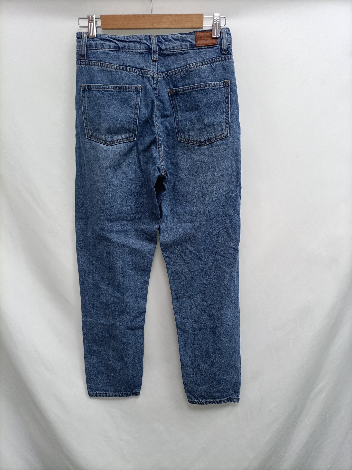 GREEN COAST. Pantalón vaquero perlas T.36