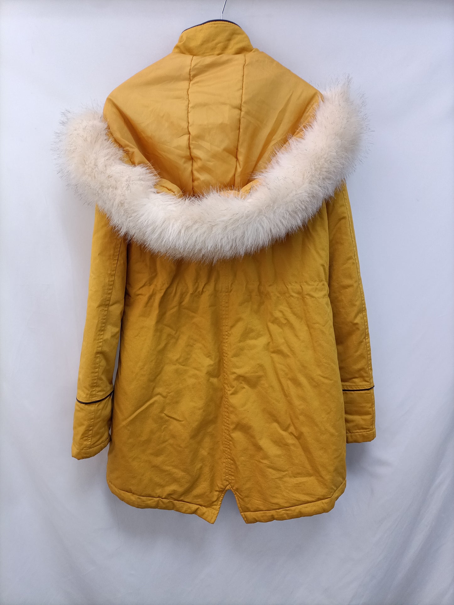 BRAVE SOUL. Yellow fur parka Tm