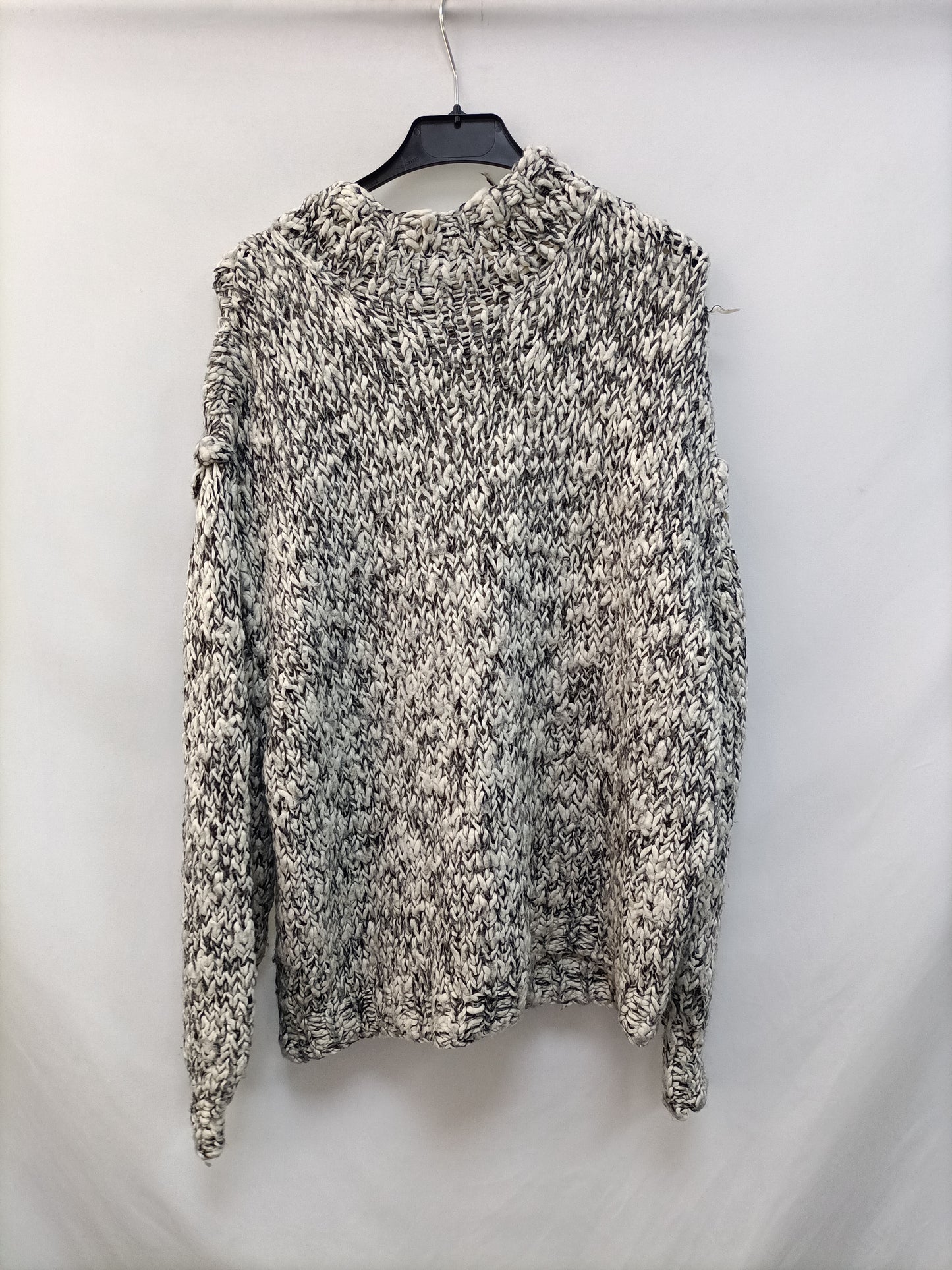 PULL&BEAR. Jersey jaspeado T.s