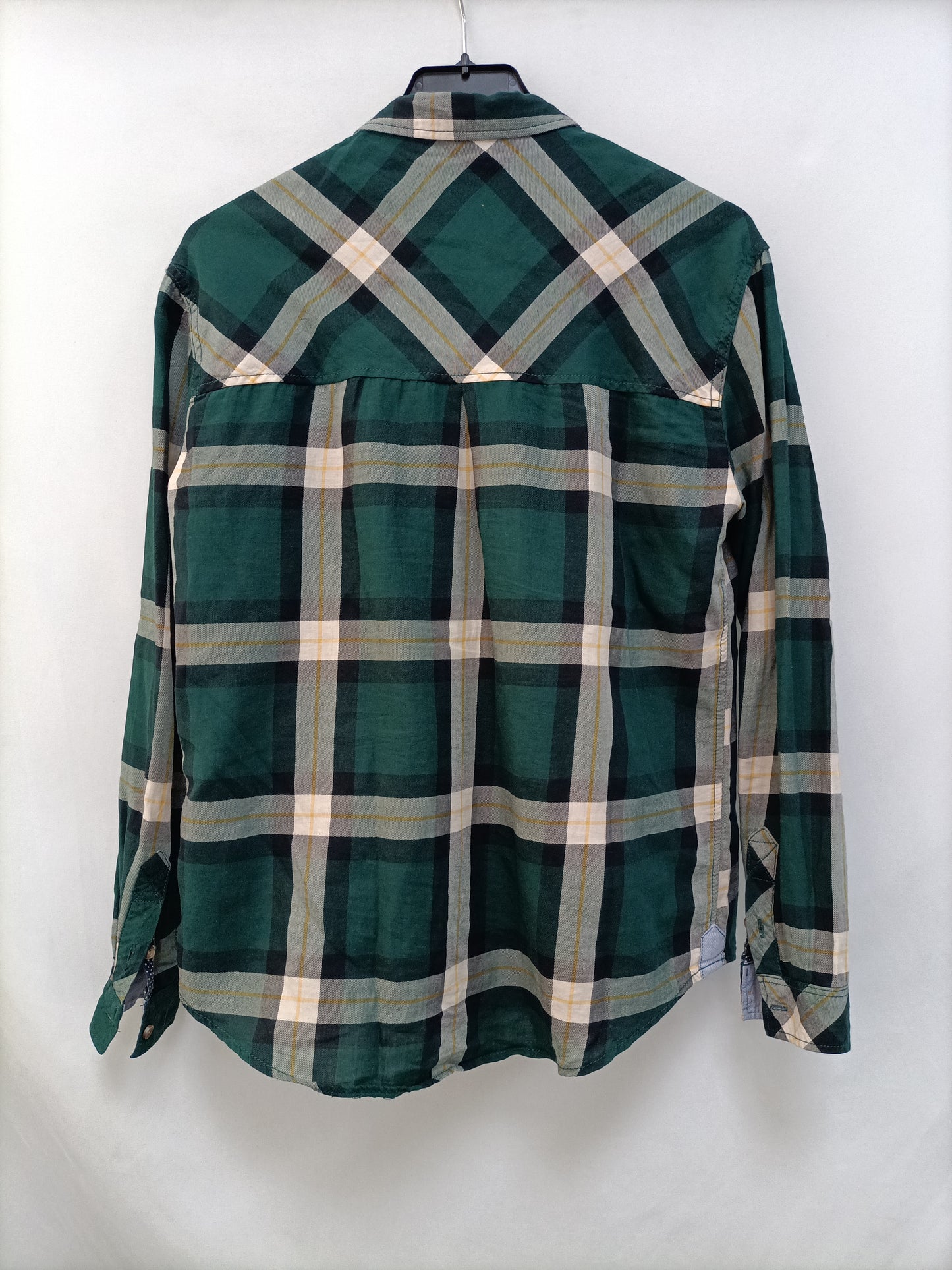 BERSHKA. Green plaid blouse Ts