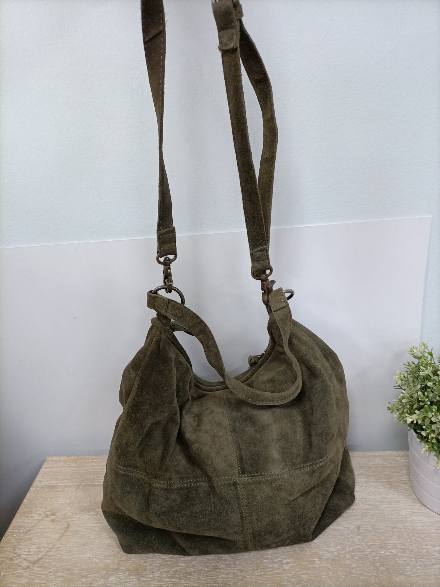 DAY A DAY. Bolso verde piel (TARA)