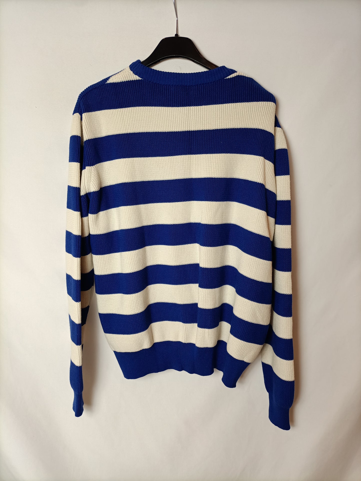 COUNTING CLOUDS. jersey rayas T.m