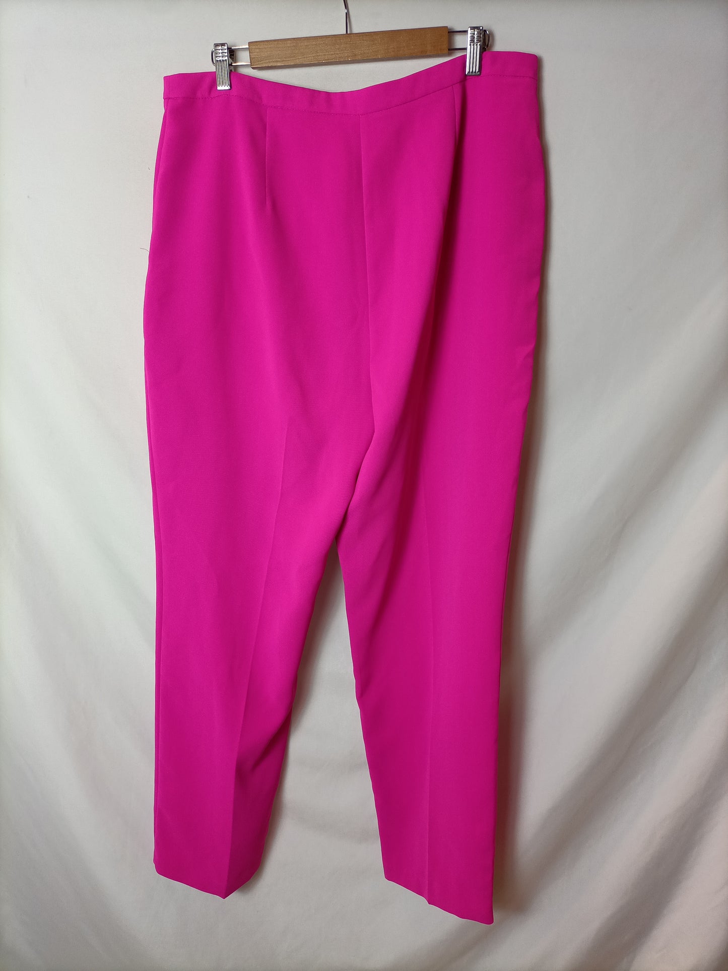 PRIMARK. Pantalón ancho rosa fucsia T.44