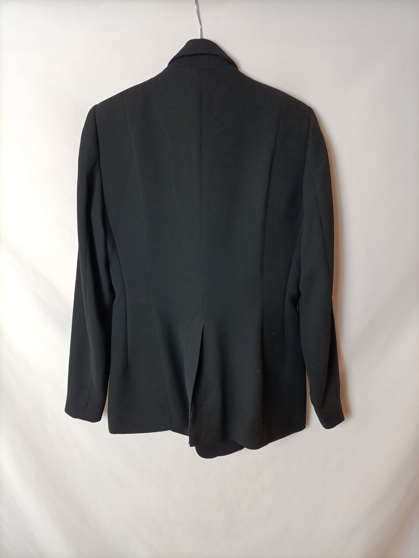 MANGO. Blazer negra clásica T.m