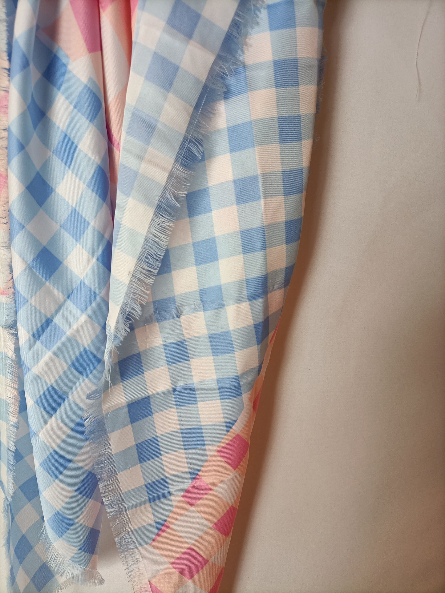 MANGO. Pañuelo cuadros (tara)