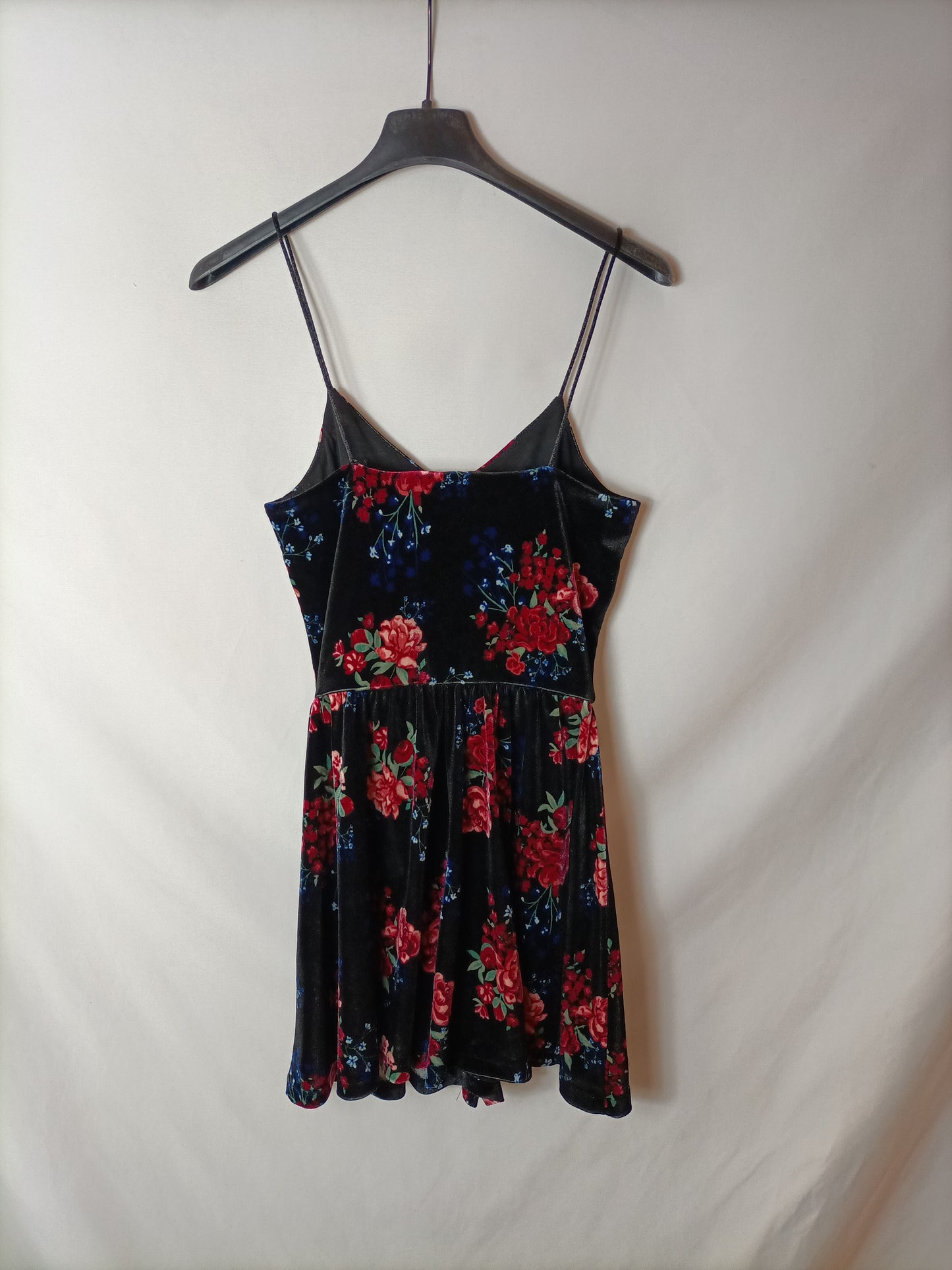 H&M. Velvet jumpsuit size 32