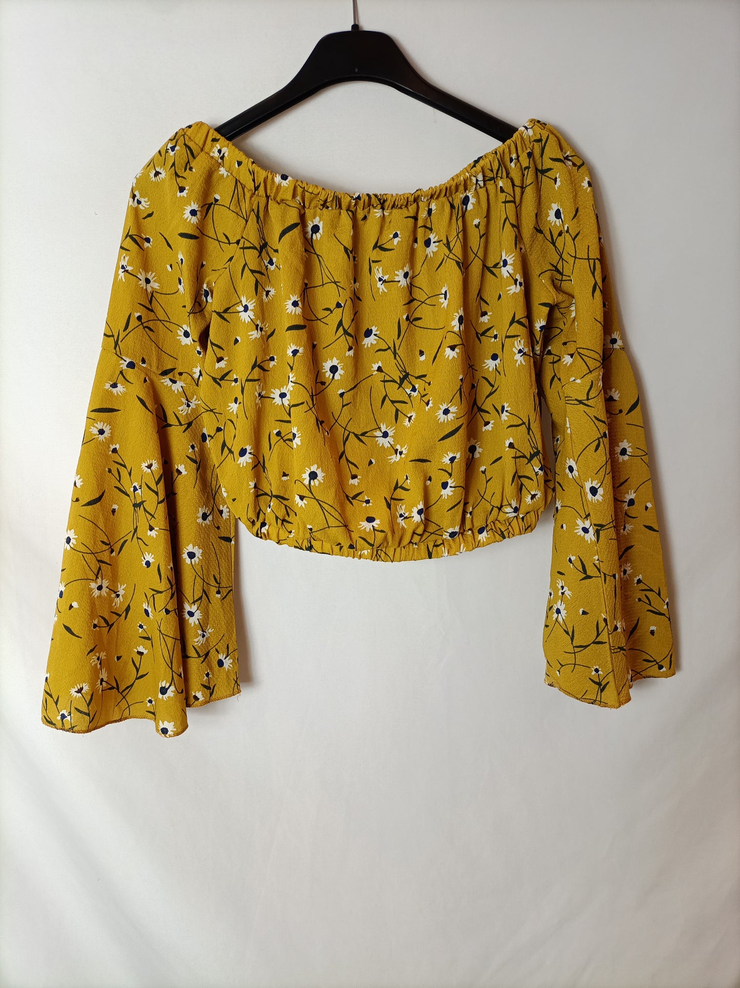 OTRAS. Top amarilla flores Tu(s)