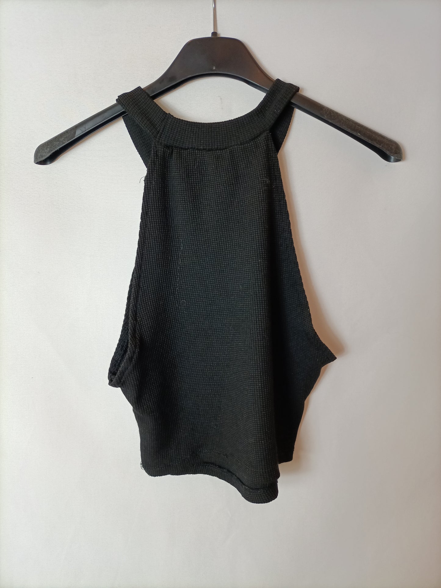 ZARA. Top negro halter T.S