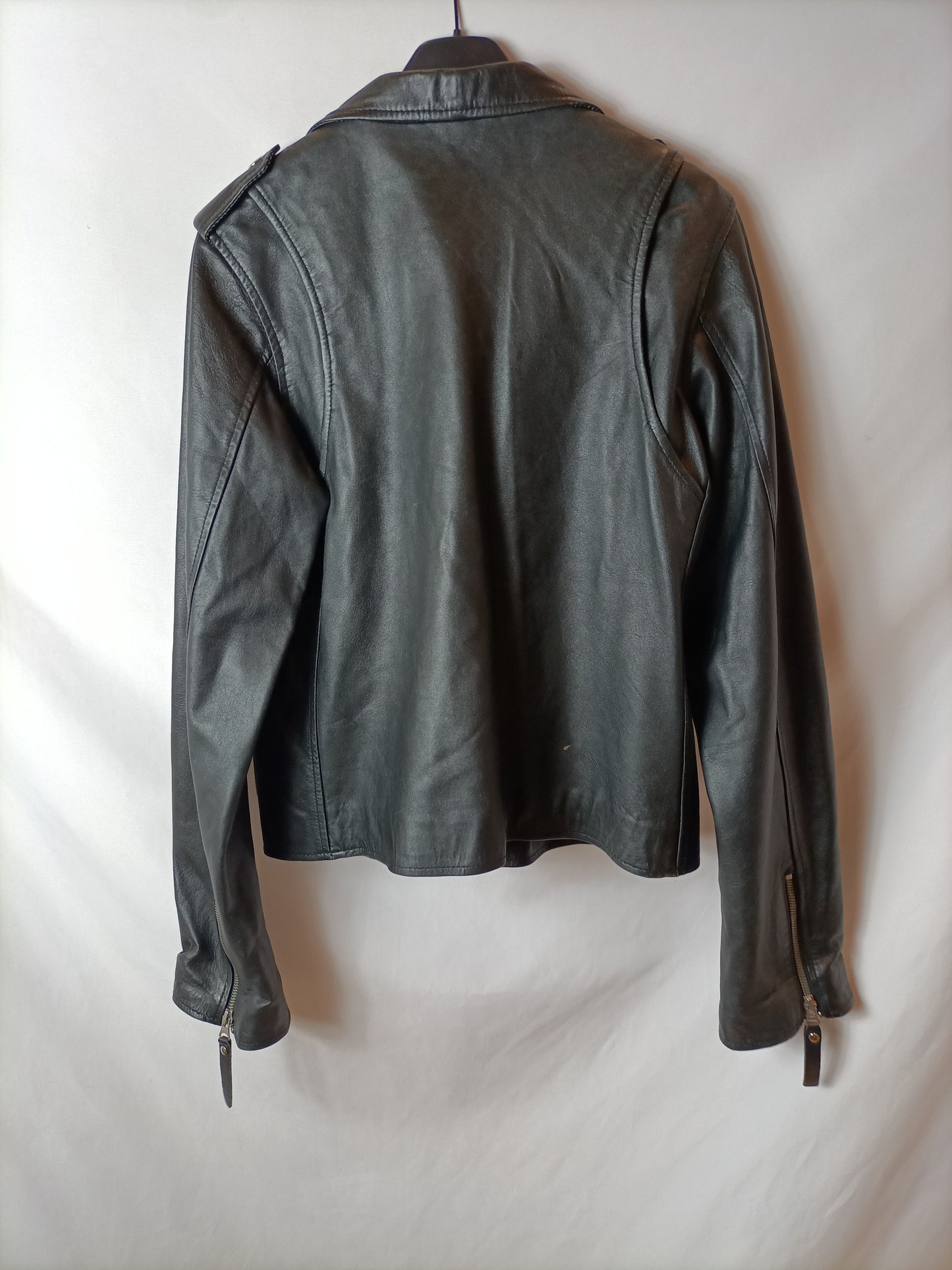 THE SWAY88. Black leather biker jacket