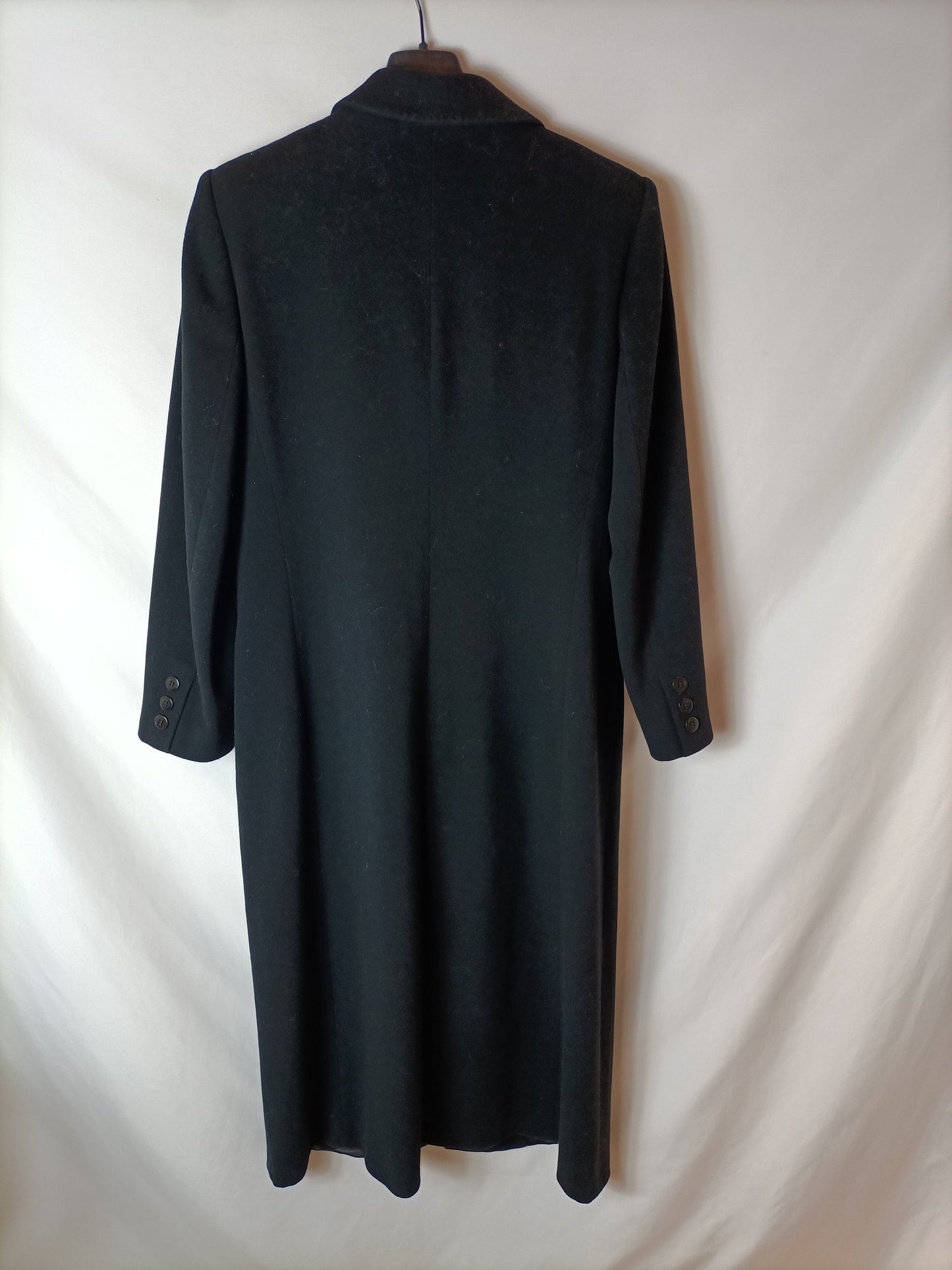 BURBERRY. Abrigo lana negro. T 40