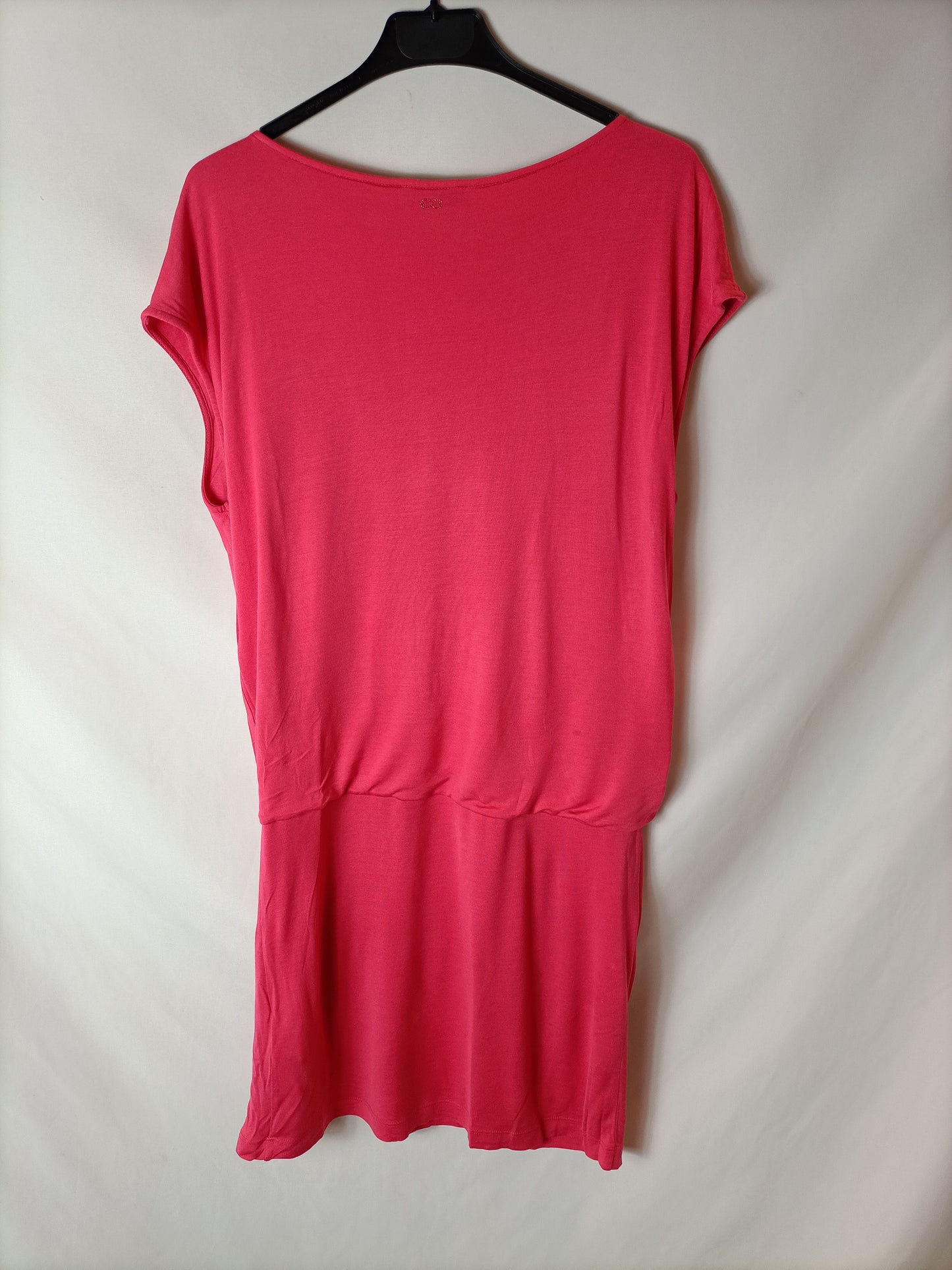 ESCADA. Coral stretch dress T.34