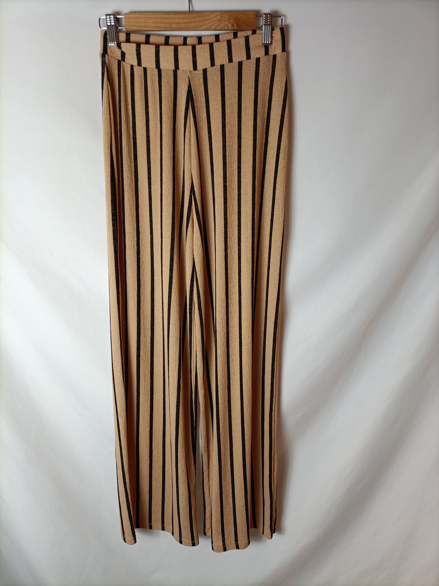 ZARA. Striped beige trousers Tm
