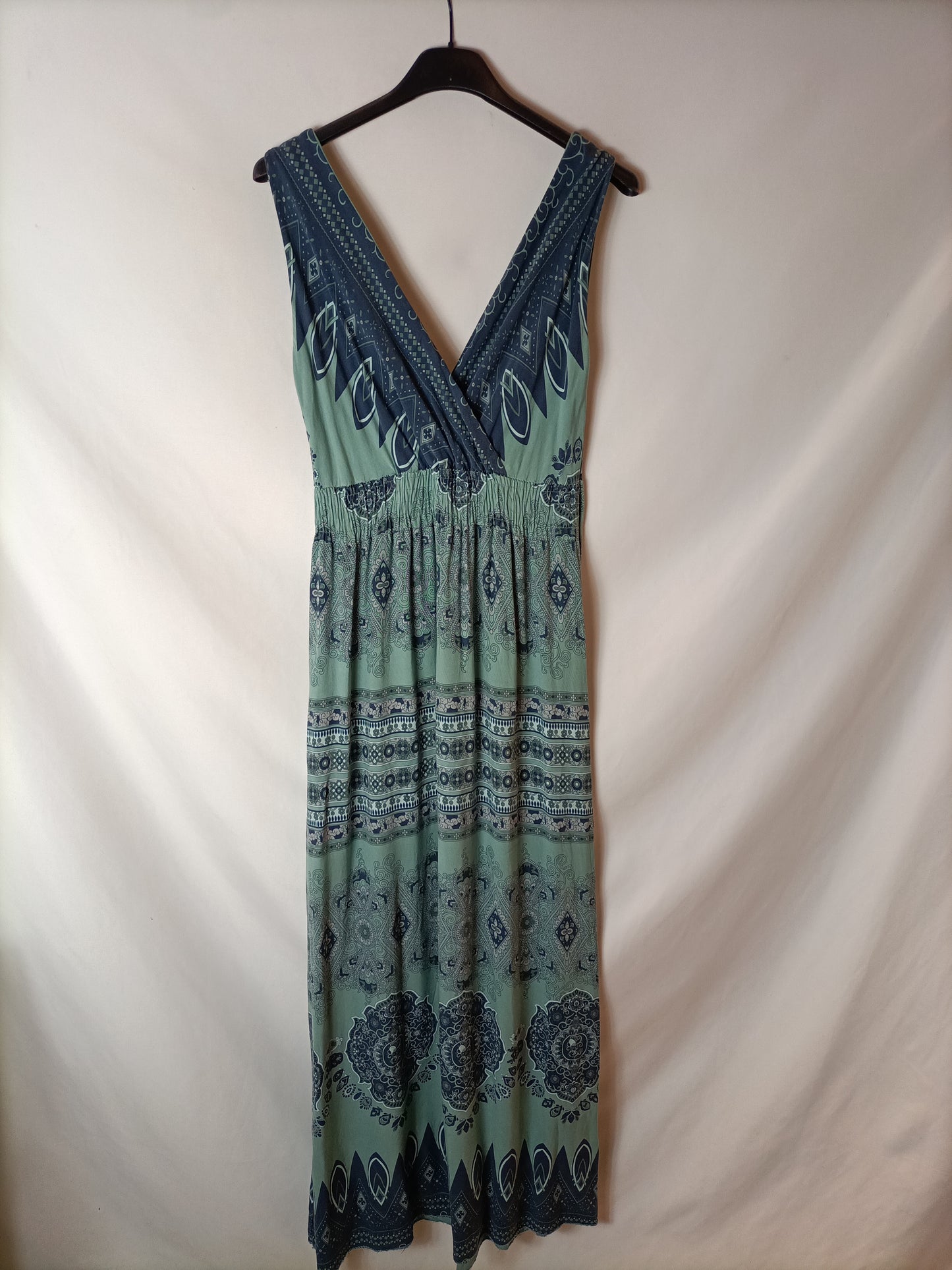 OTRAS. Vestido largo estilo hippie rosa. T. S/M