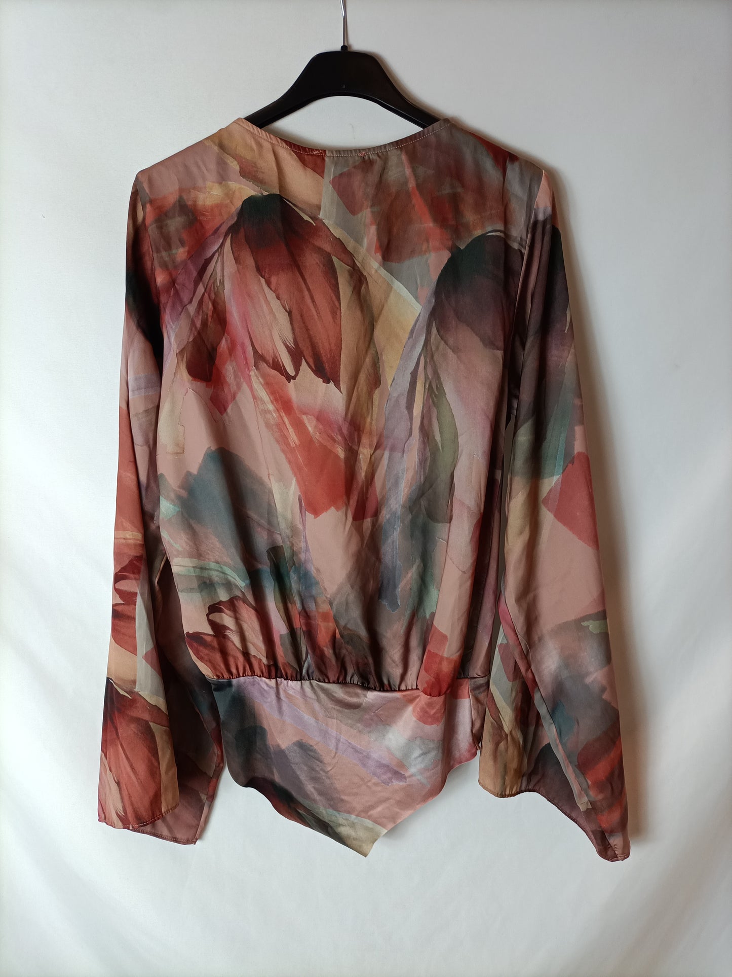 ZARA. Body fluido estampado. T M