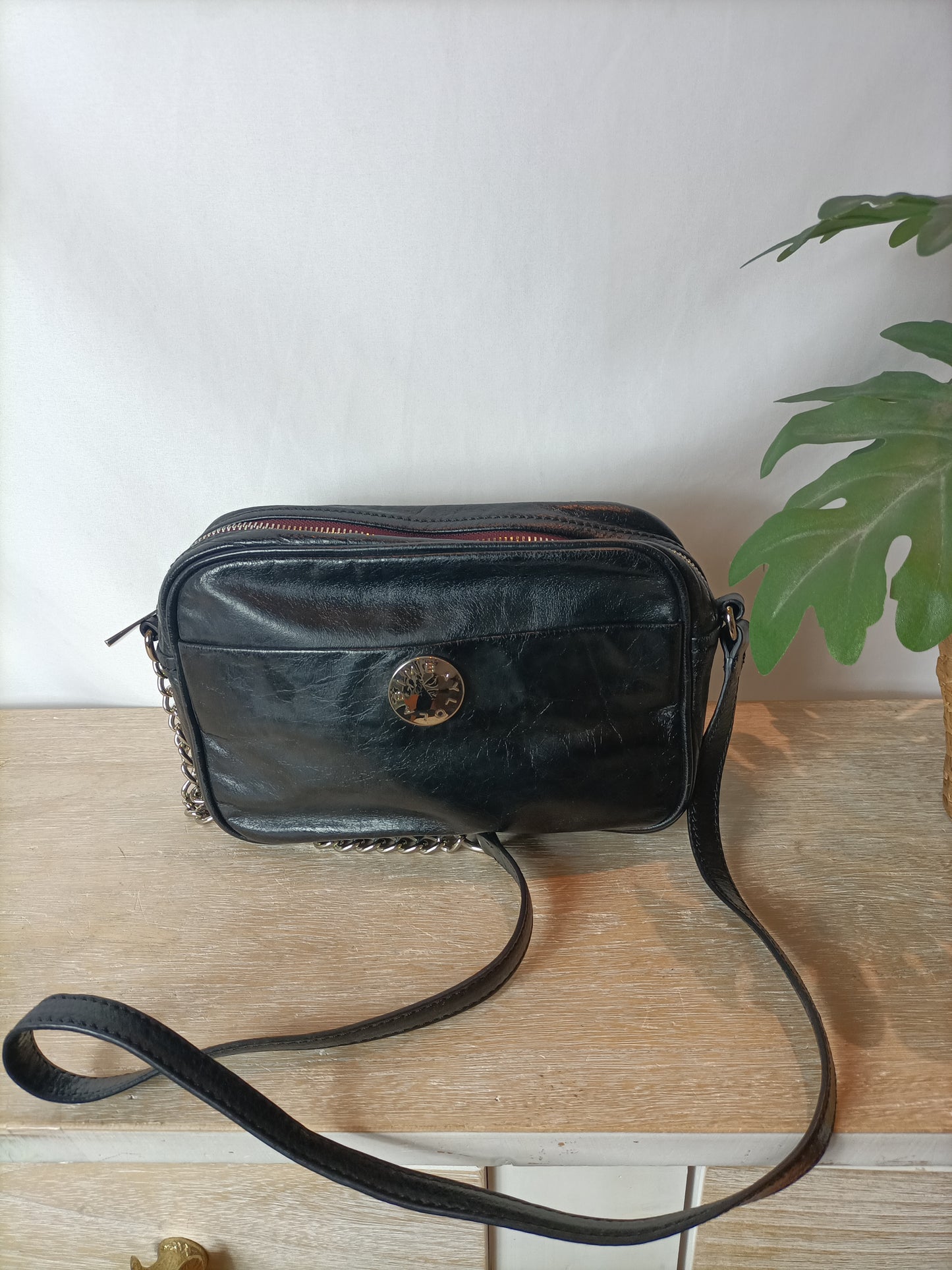 BIMBA Y LOLA. Bolso piel negro