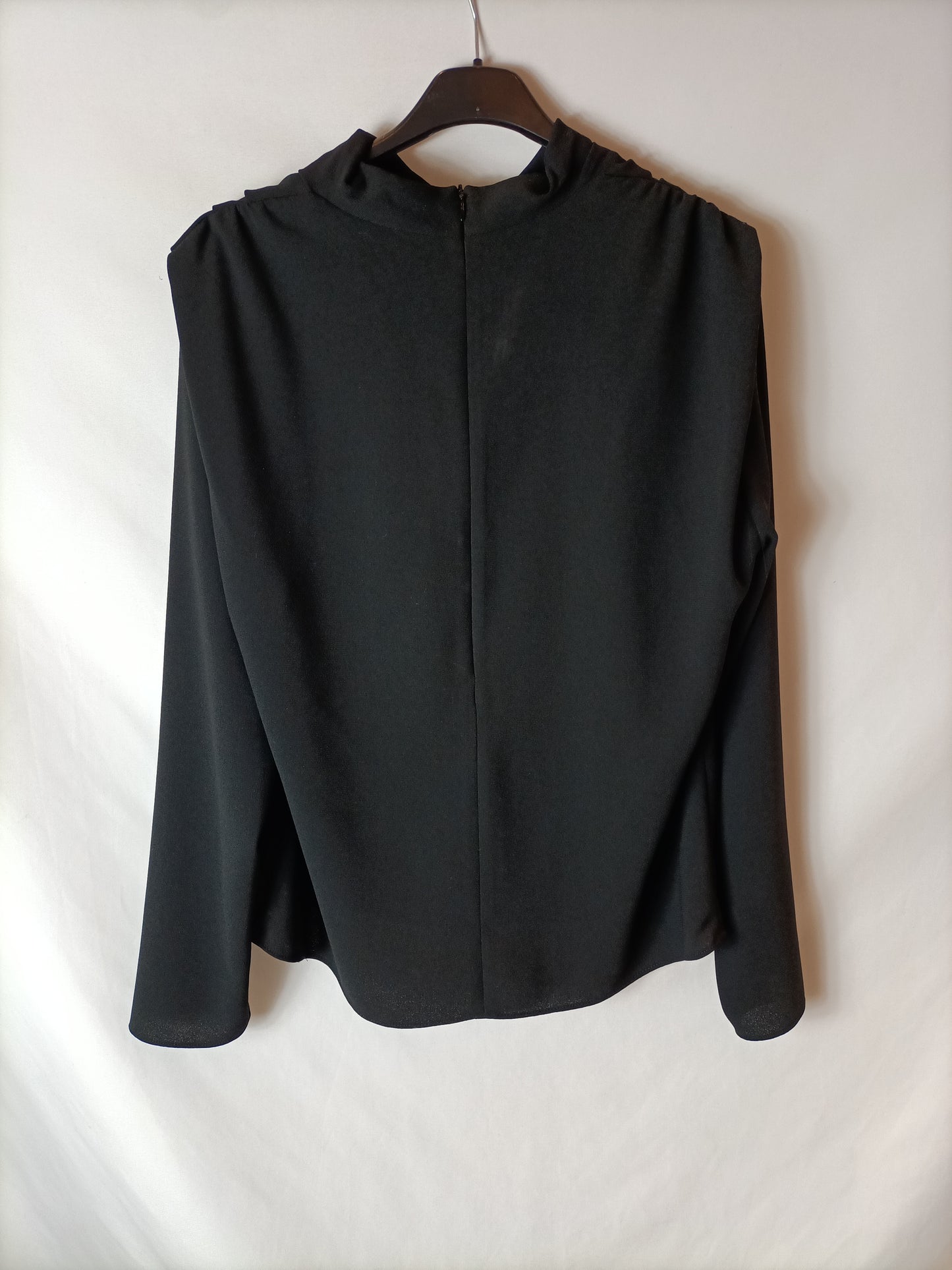 ZARA. Black draped effect blouse. T.S.