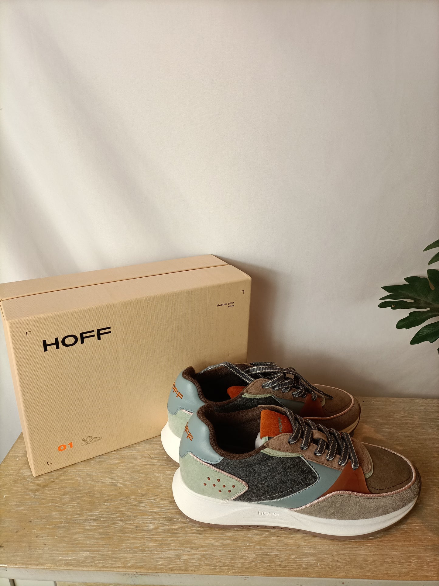 HOFF. Zapatillas deportivas texturas. T 38 ( sin estrenar)