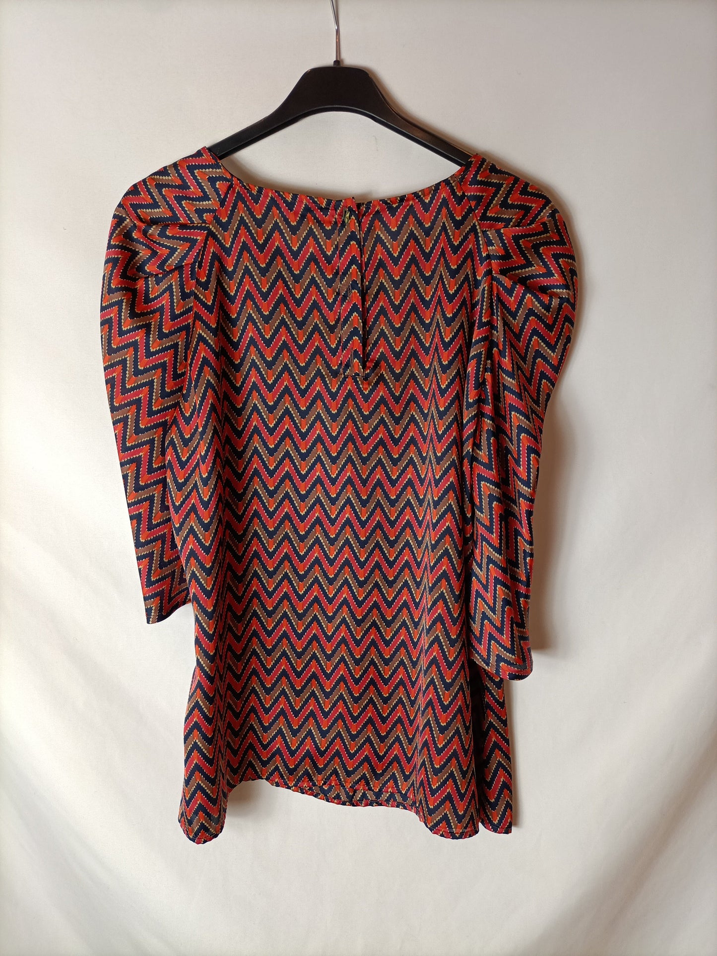 ZARA.blusa hombros fruncidos T.L