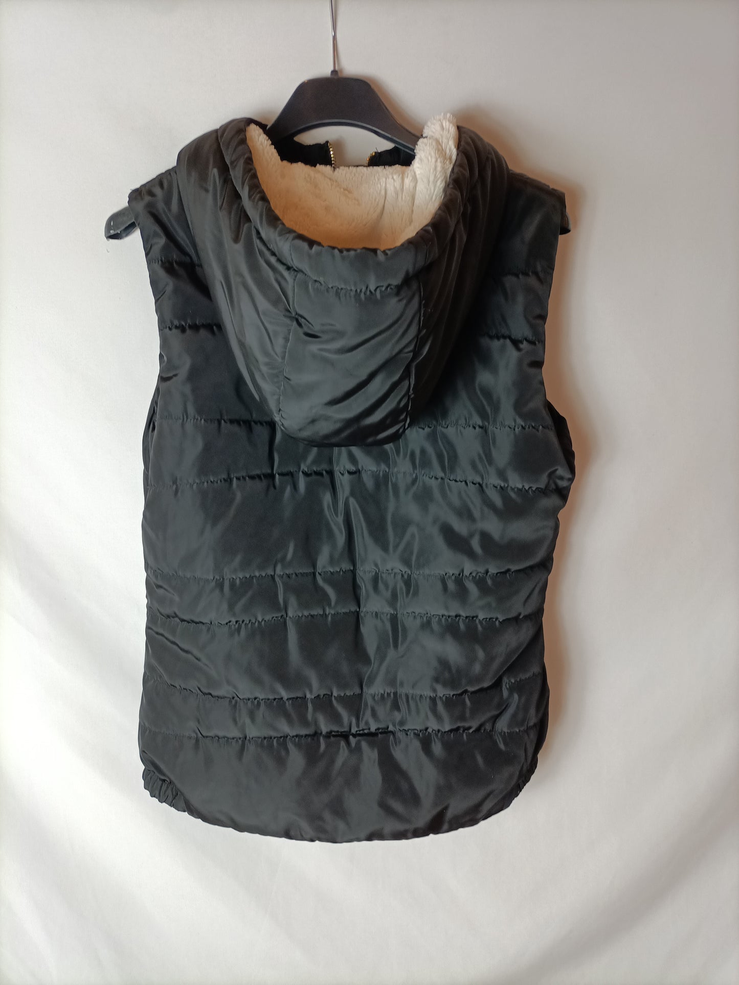 HAILYS. Plumas sin mangas negro. T XS