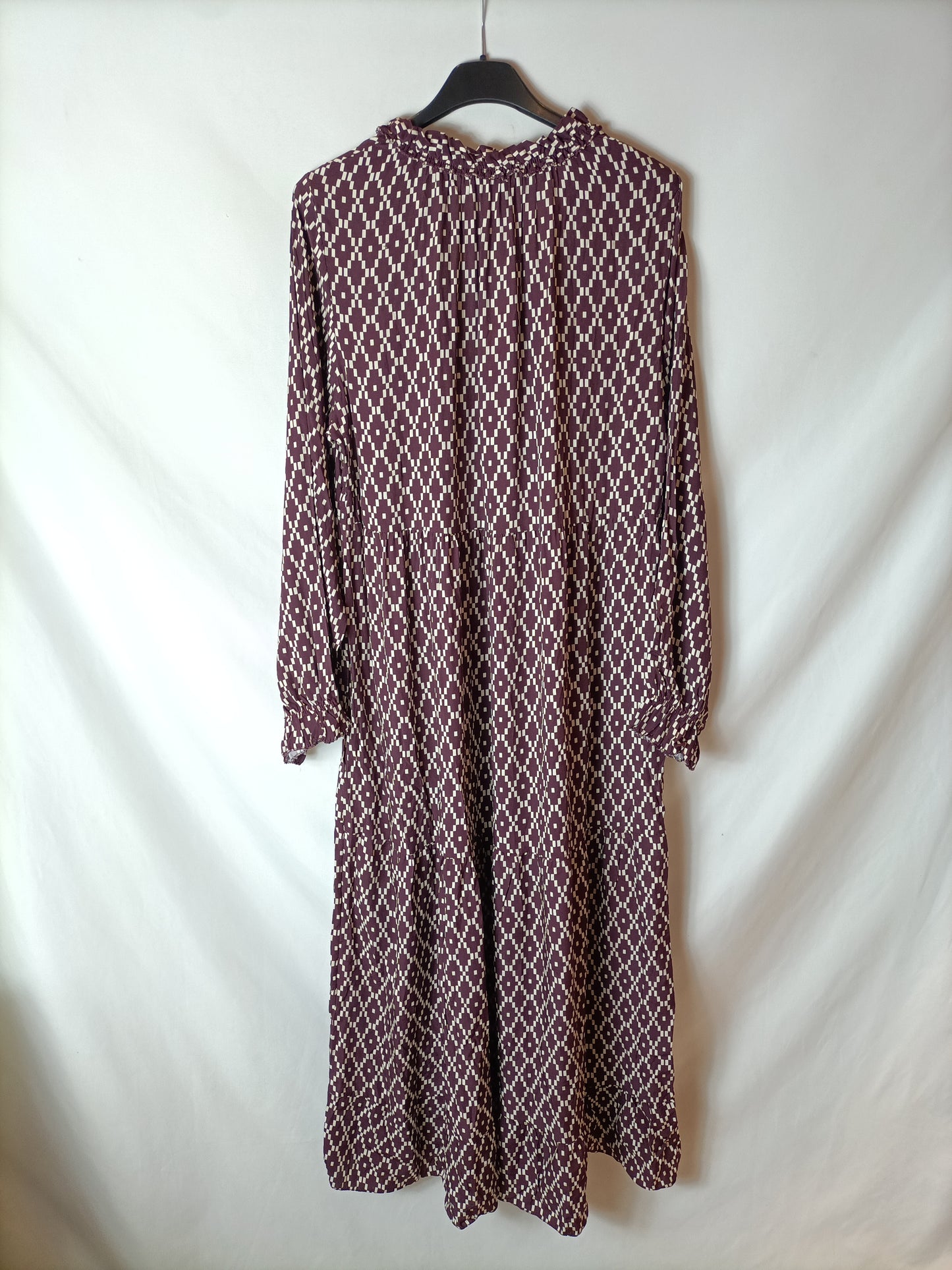 NEW COLLECTION. Printed burgundy dress (size S/M)