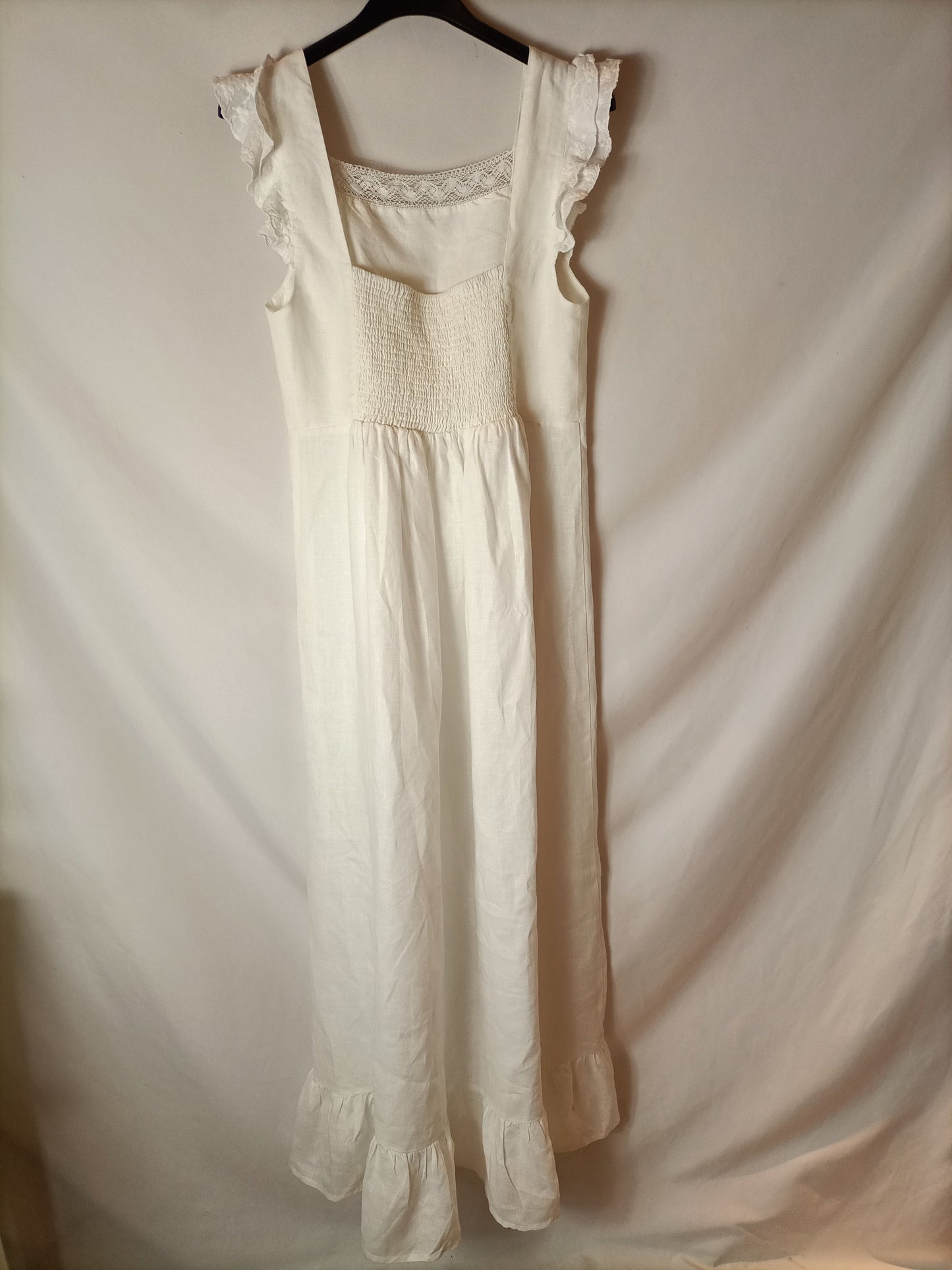 MICUIR. White linen dress. TM