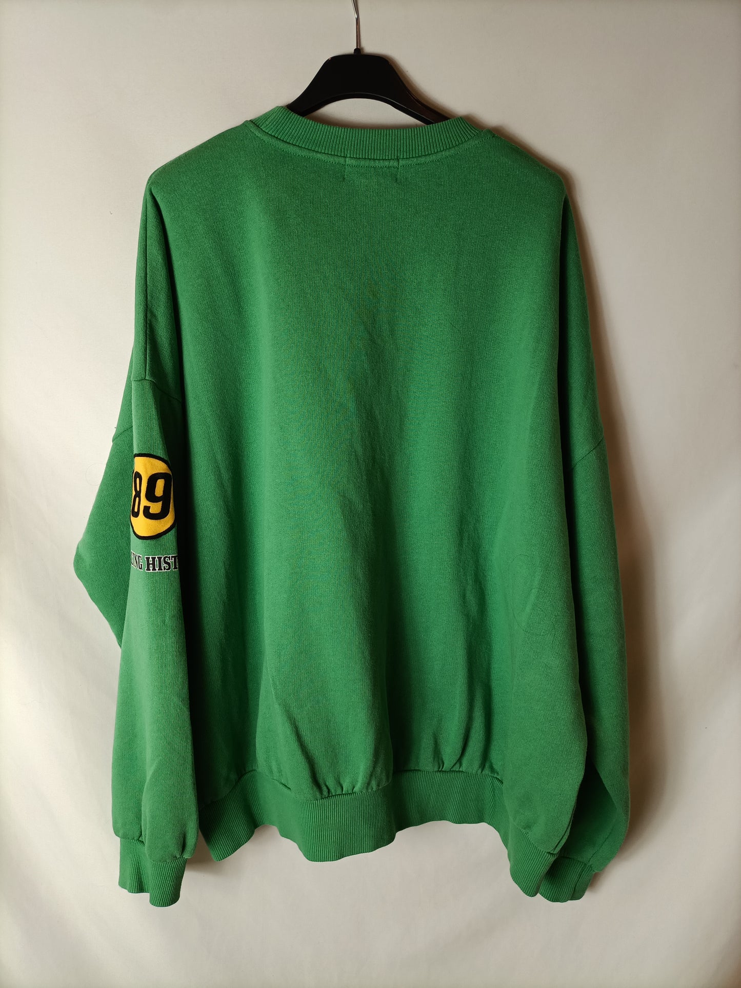 PULL&BEAR. Oversized green sweatshirt. TM