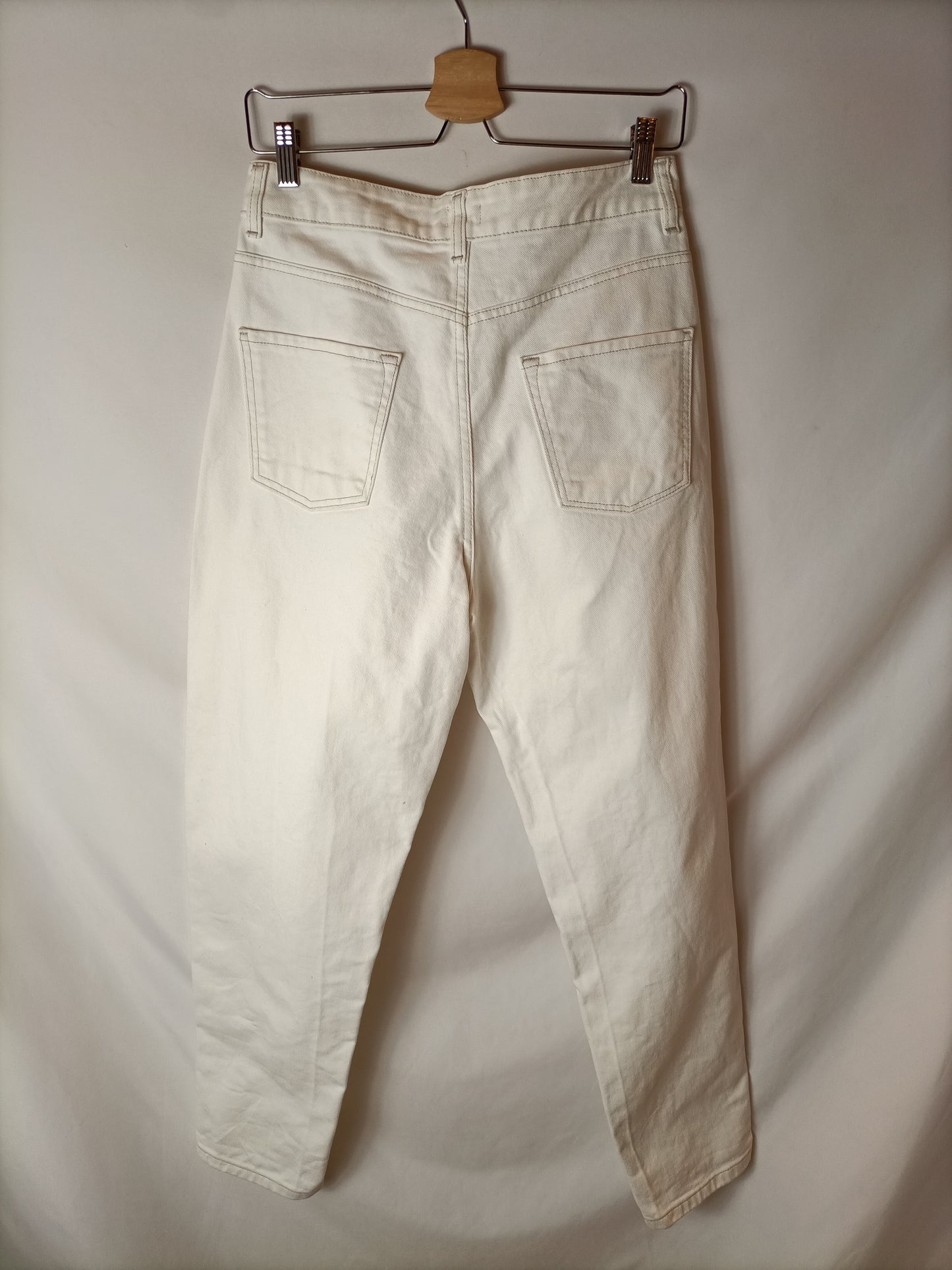 NICOLI. Pantalones blanco roto T.38