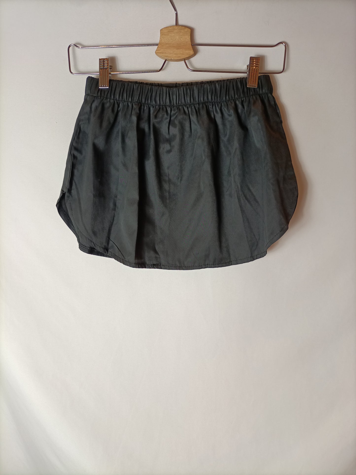 OTHERS. Black shirt adapter YOUR