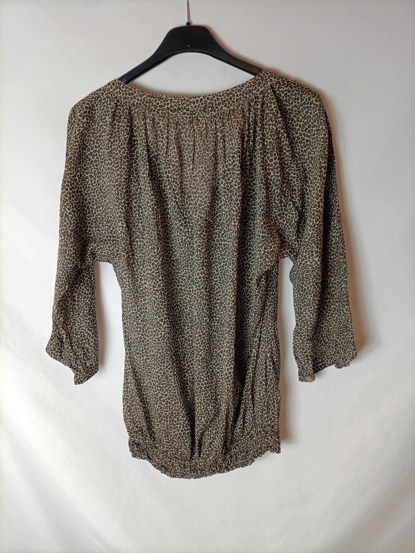 OTRAS. Blusa animal print T.xl