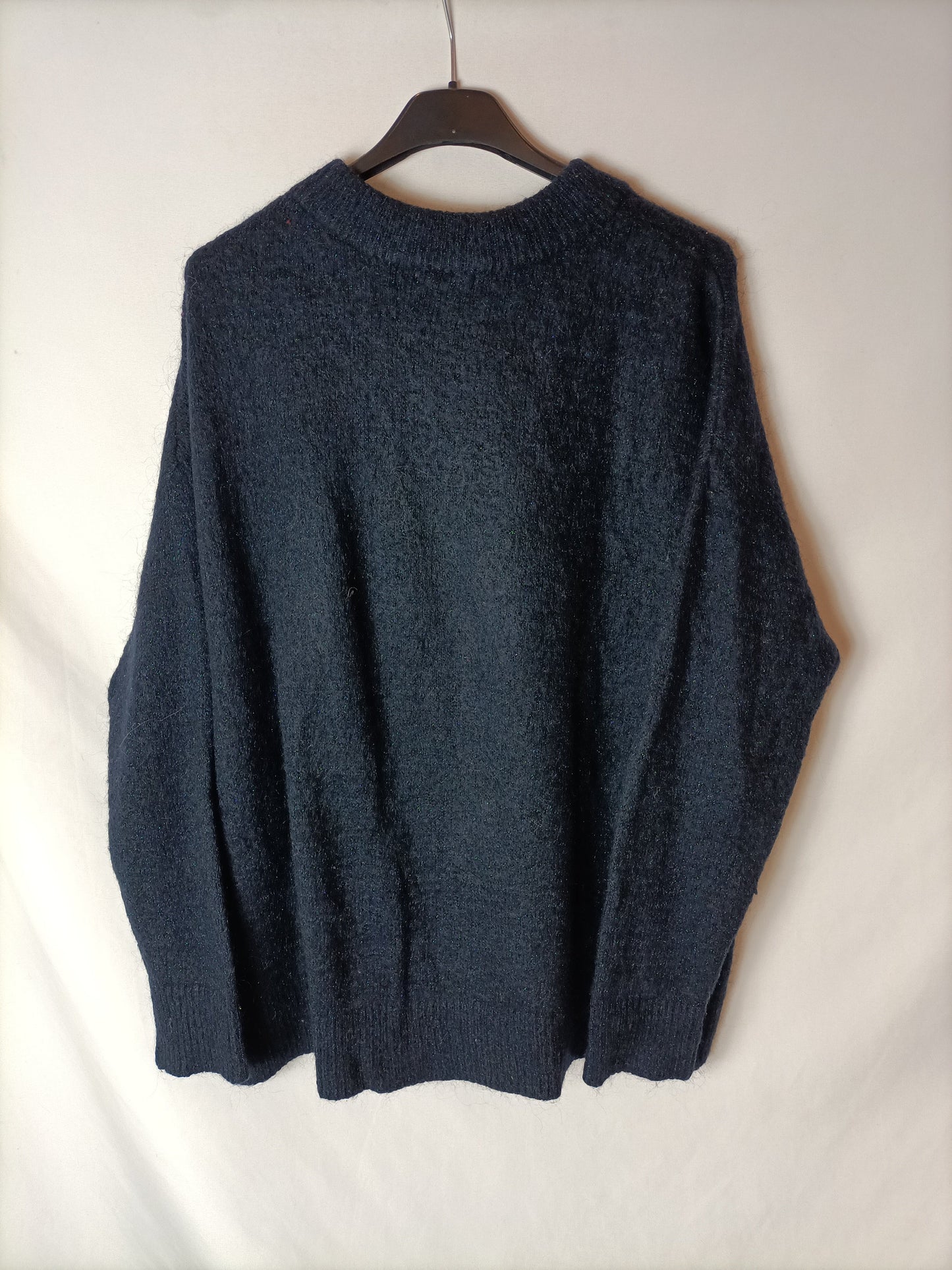 H&M. Jersey azul marino hilos brillo. T M