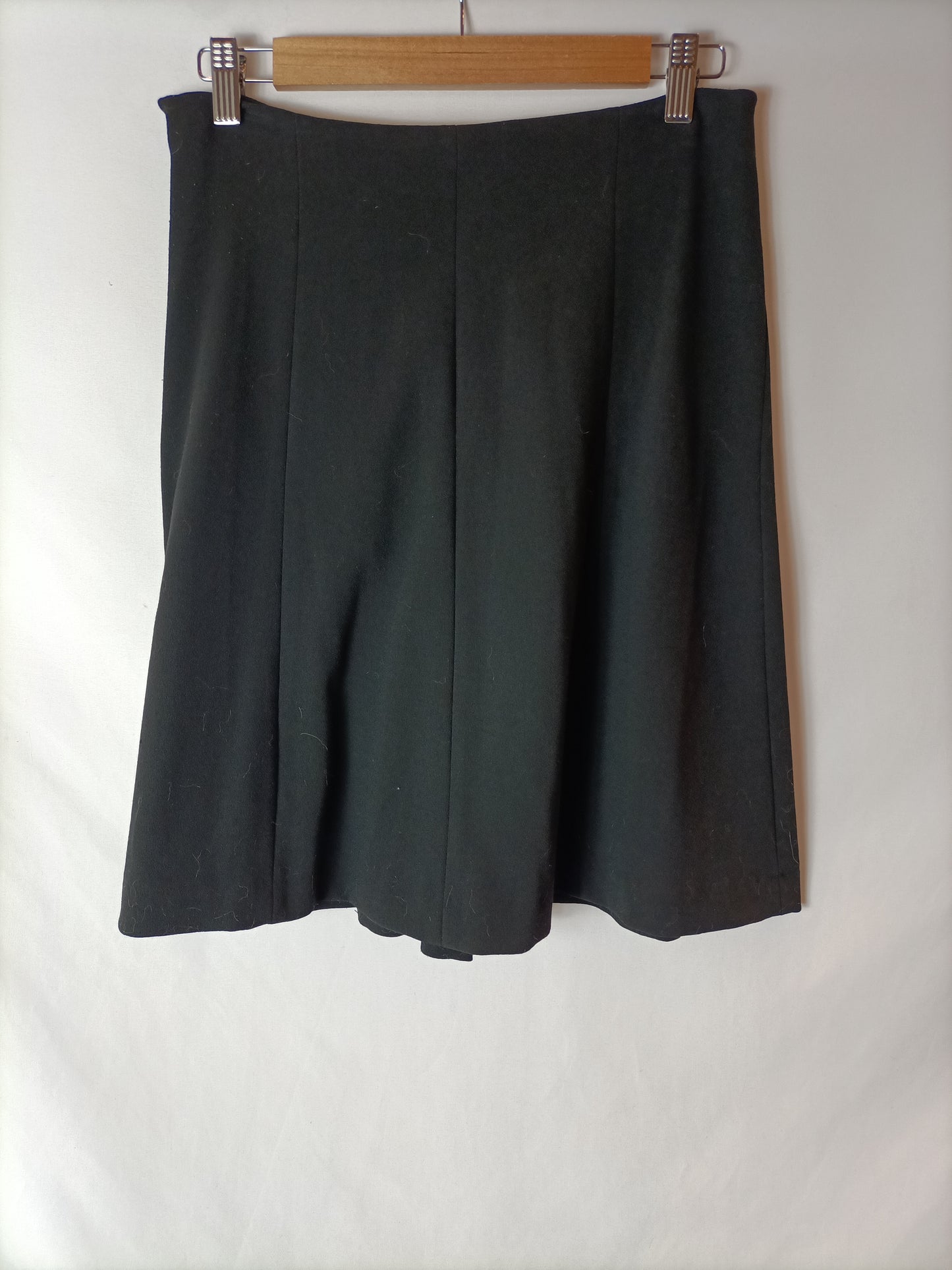 ZARA. Falda negra tablas fluida T.s