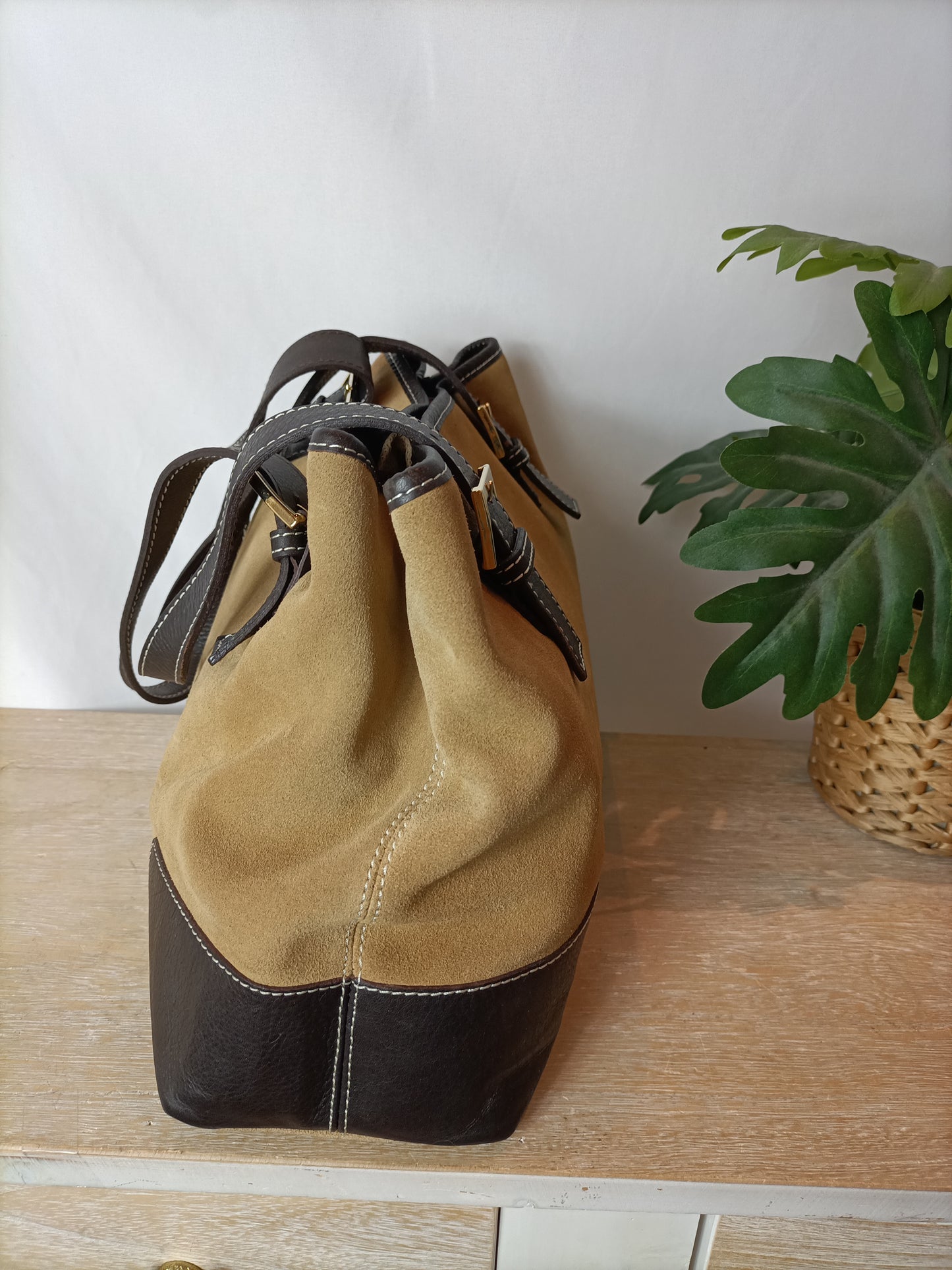 OTRAS. Bolso doble textura marrón (tara)