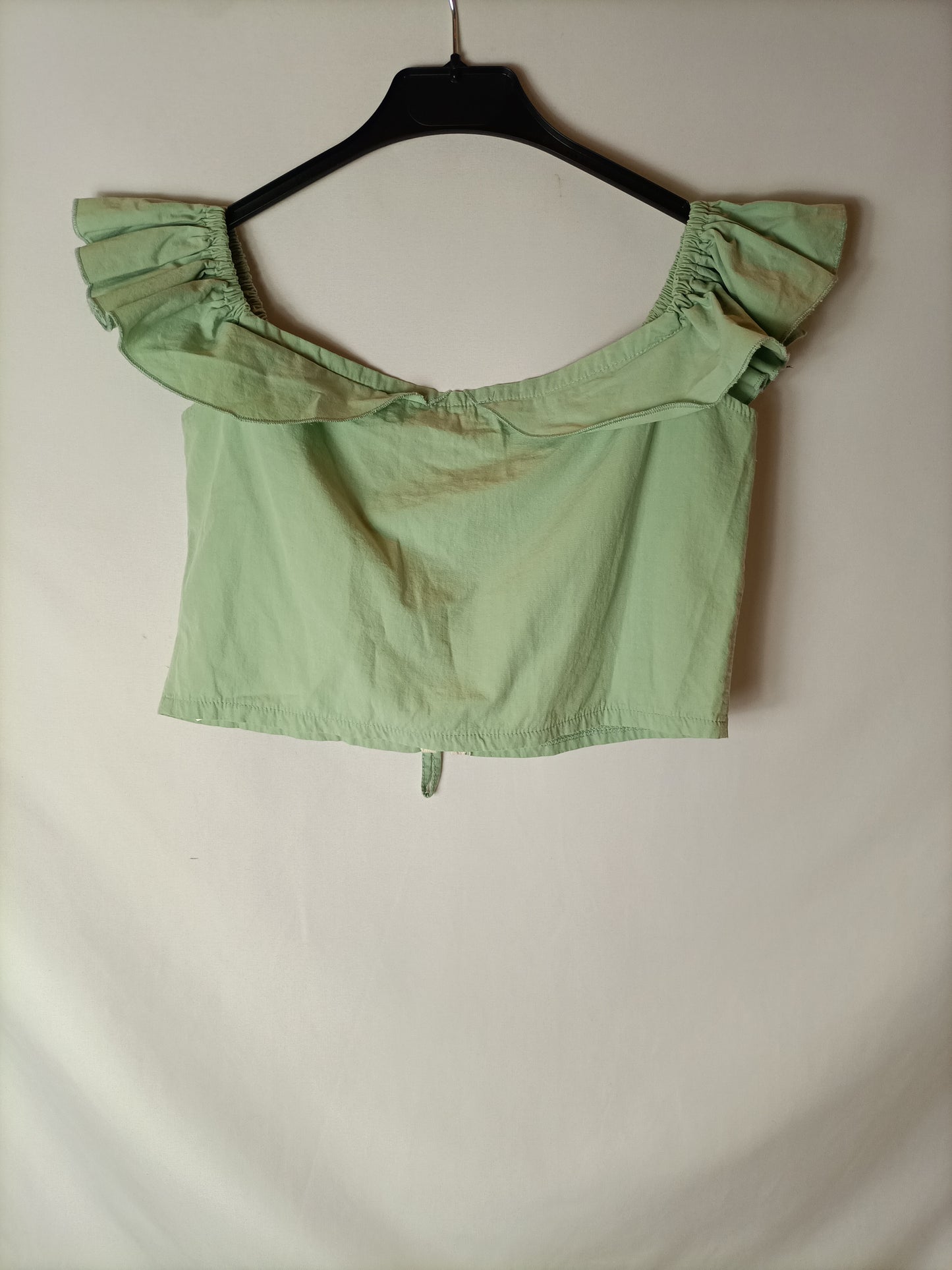 ZARA. Top verde volante T.s