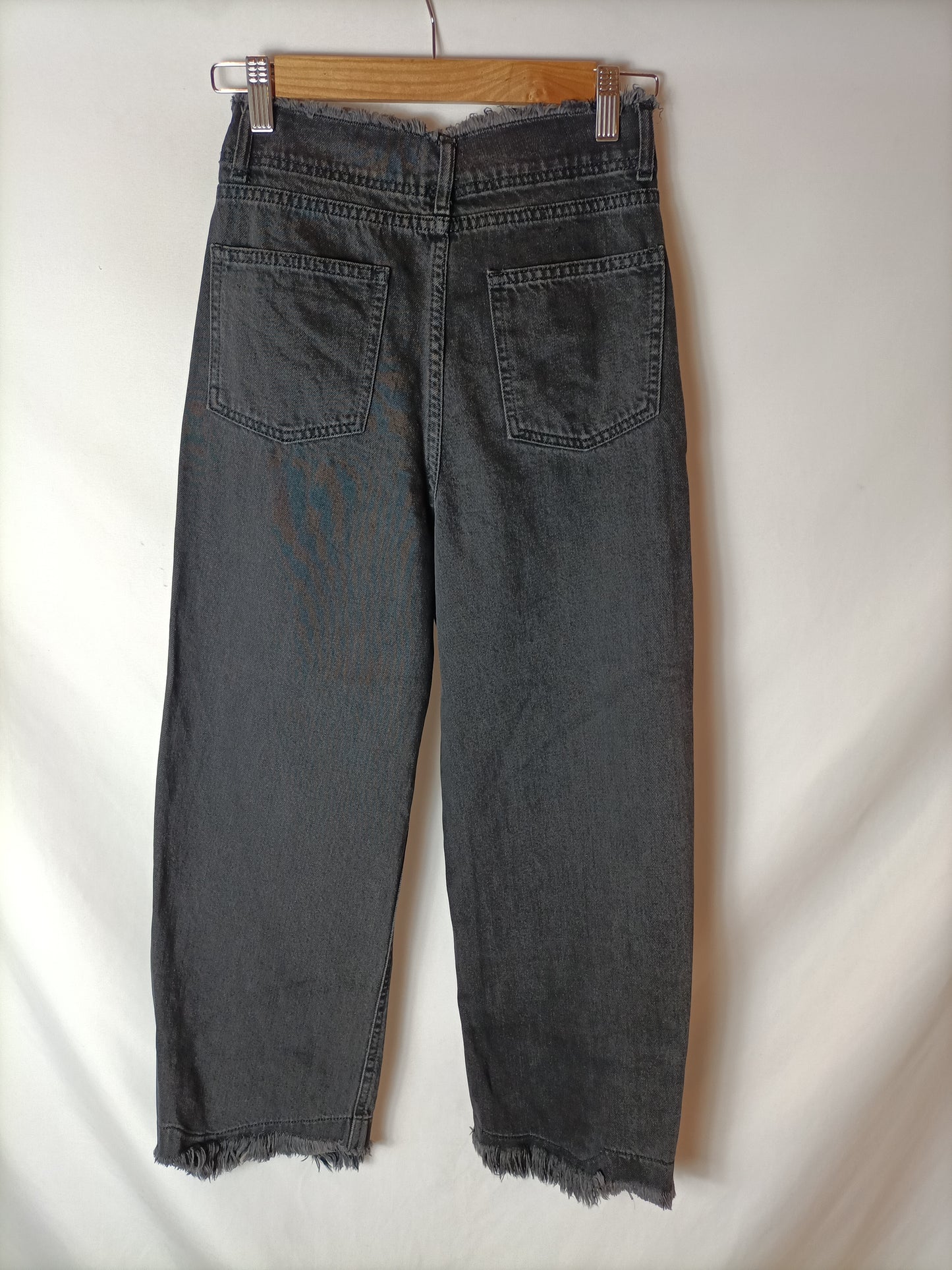 ZARA. Pantalón culotte negro T.34