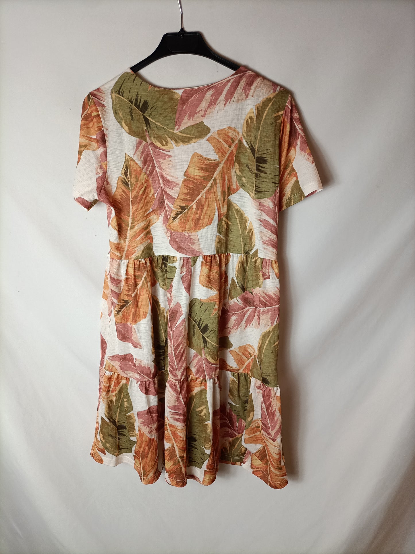 SFERA. Vestido corto hojas T.s