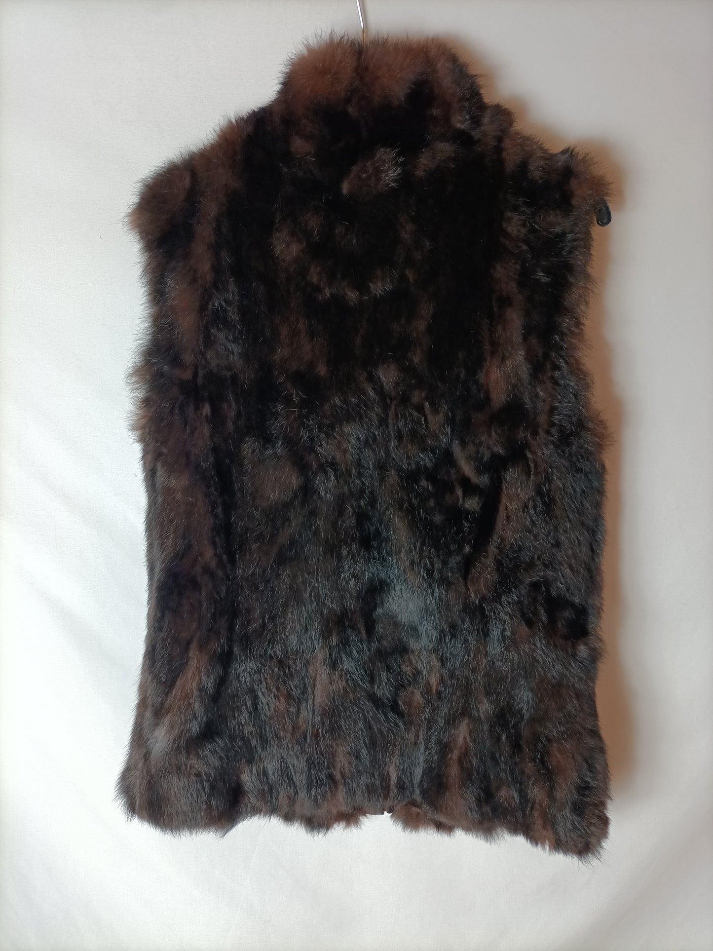 EASY WEAR. Chaleco marrón y negro pelo conejo. T S