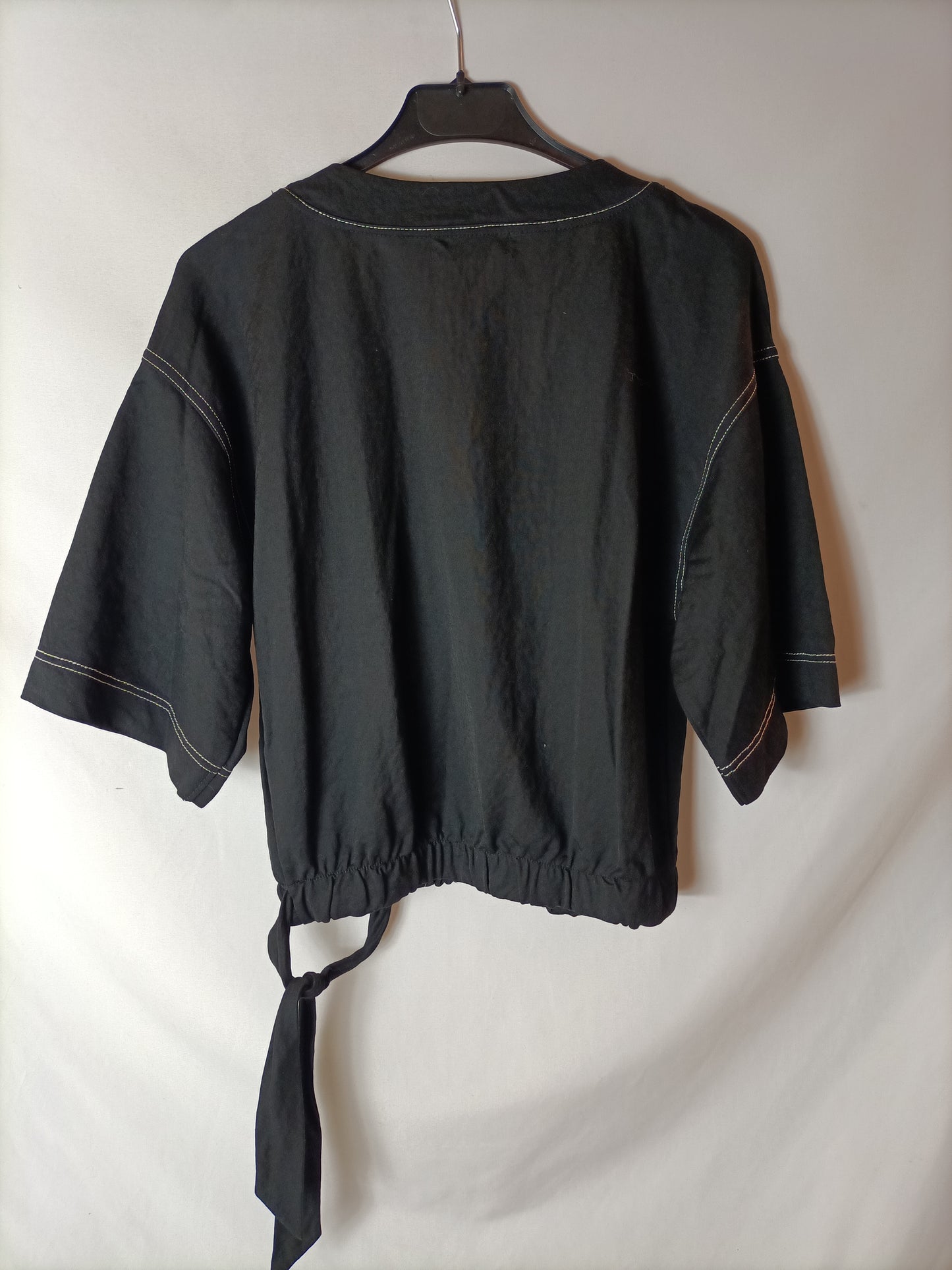 BERSHKA. Black flowy bow top. TS