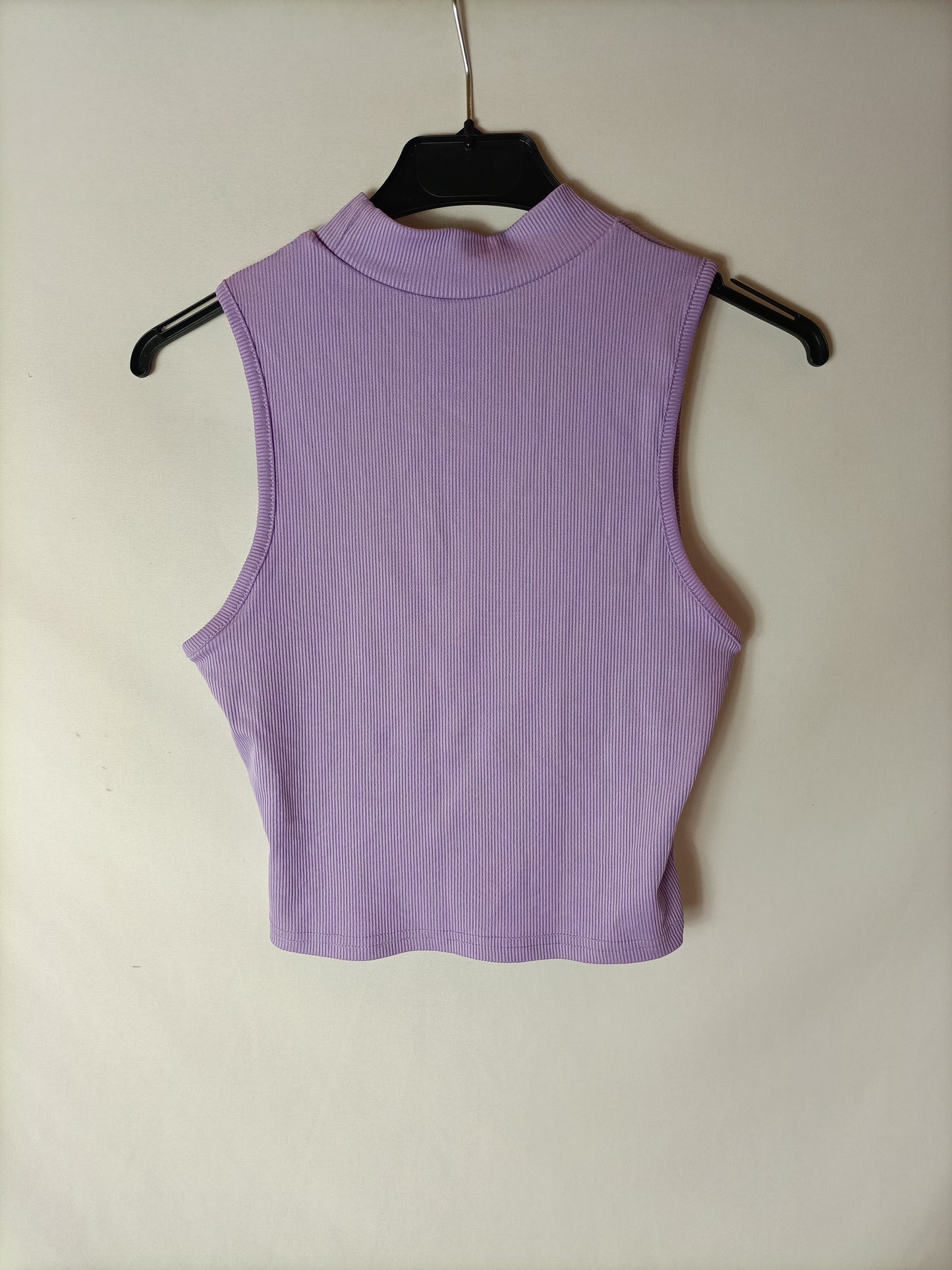SHEIN. Top morado canalé T.xs