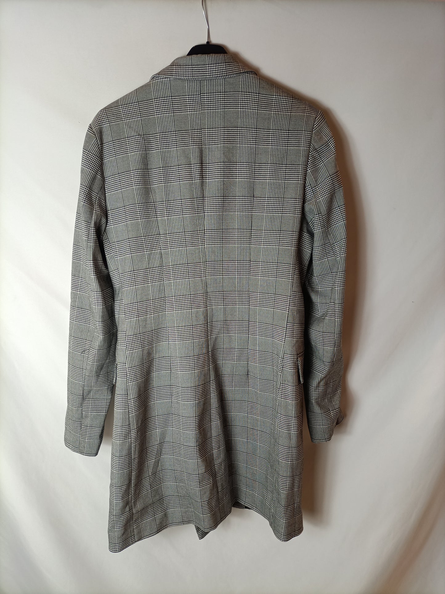 BERSHKA. Abrigo largo cruzado T.L