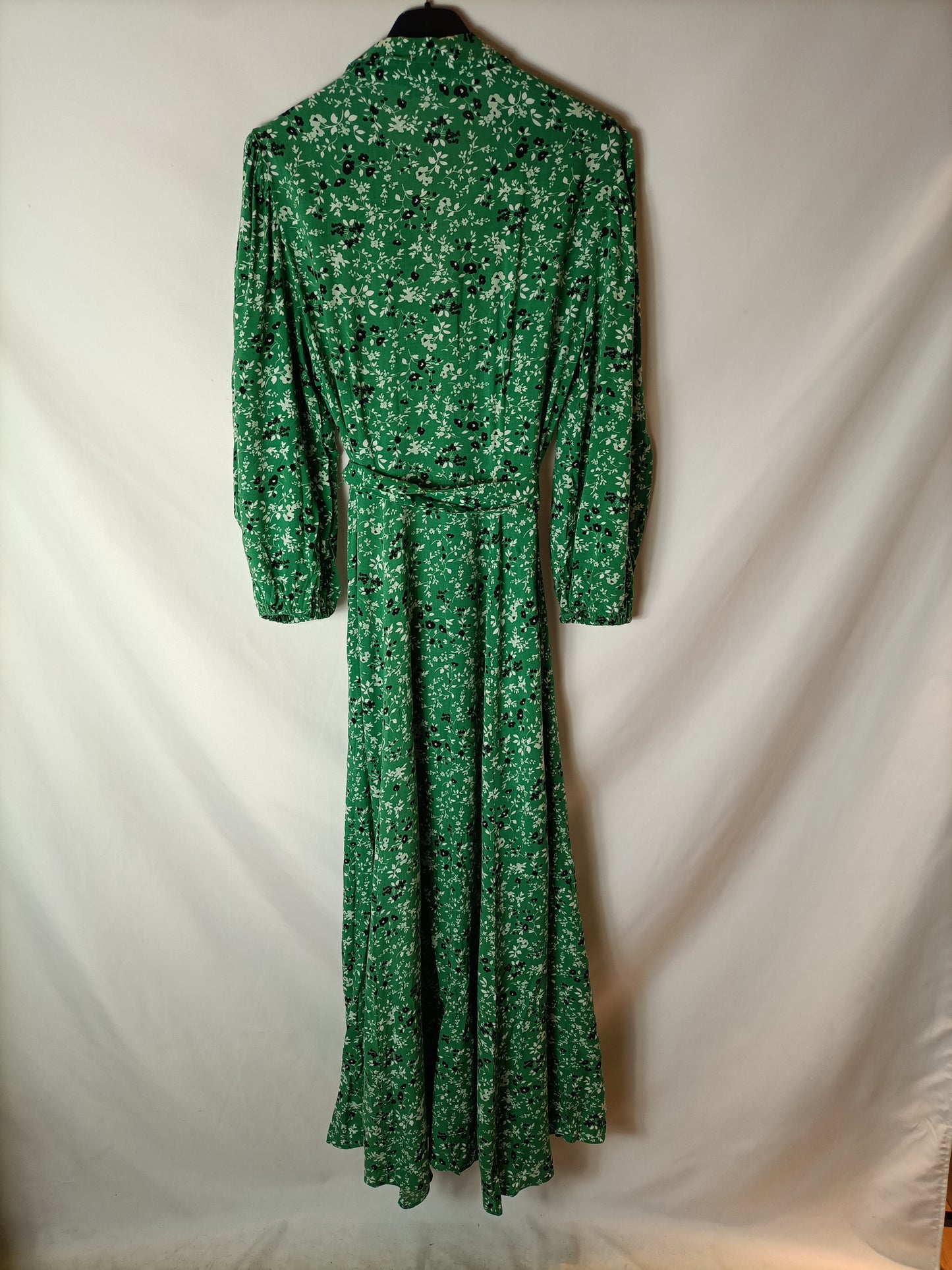 ZARA. Vestido camisero verde T.s