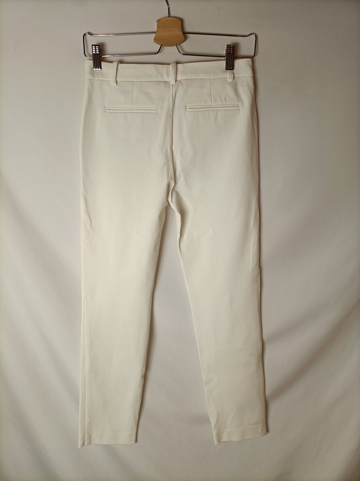 PINKO. White stretch trousers. Size 36