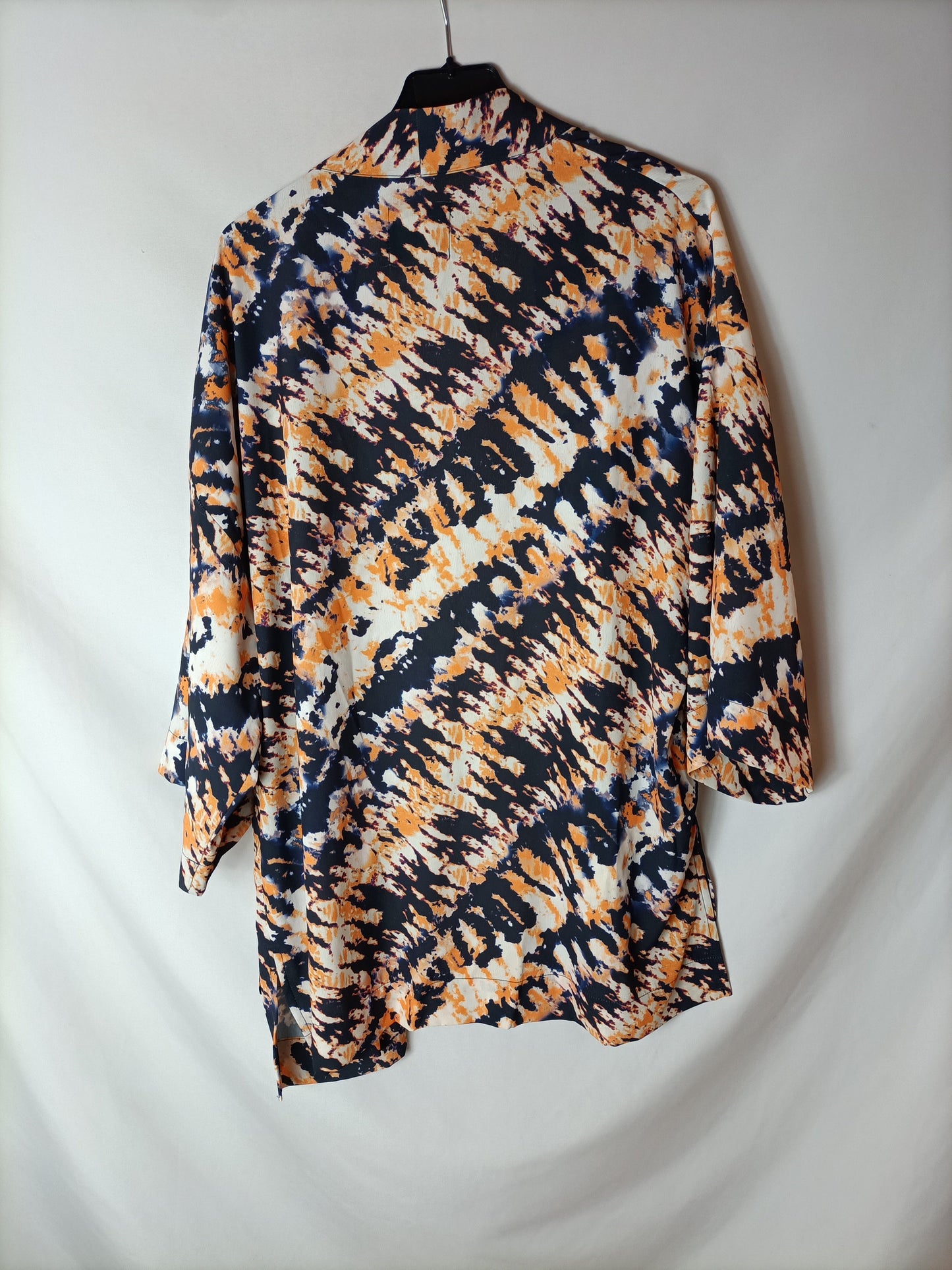 BERSHKA. Kimono estampado azul T.m/l