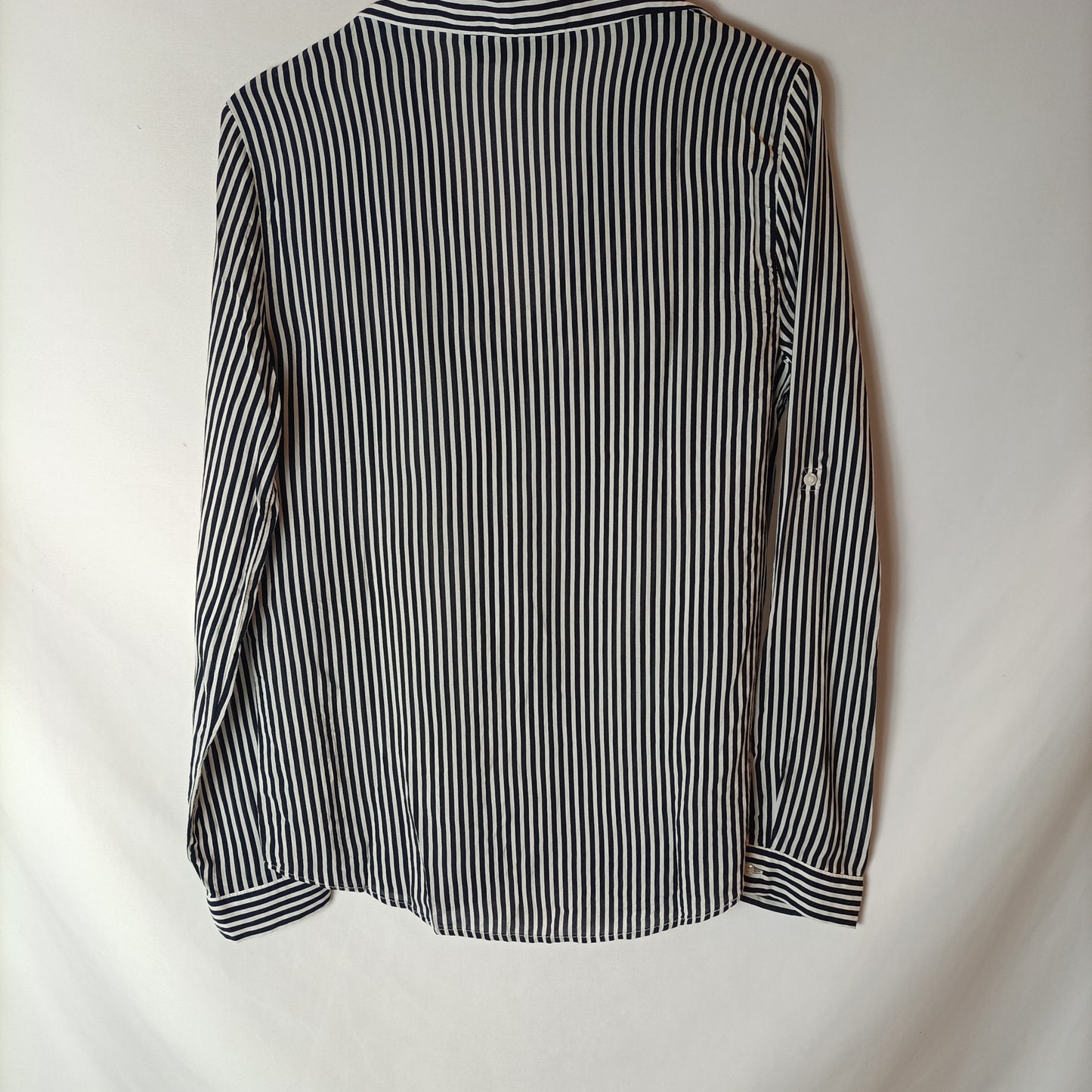 ZARA. Flowy striped blouse Ts