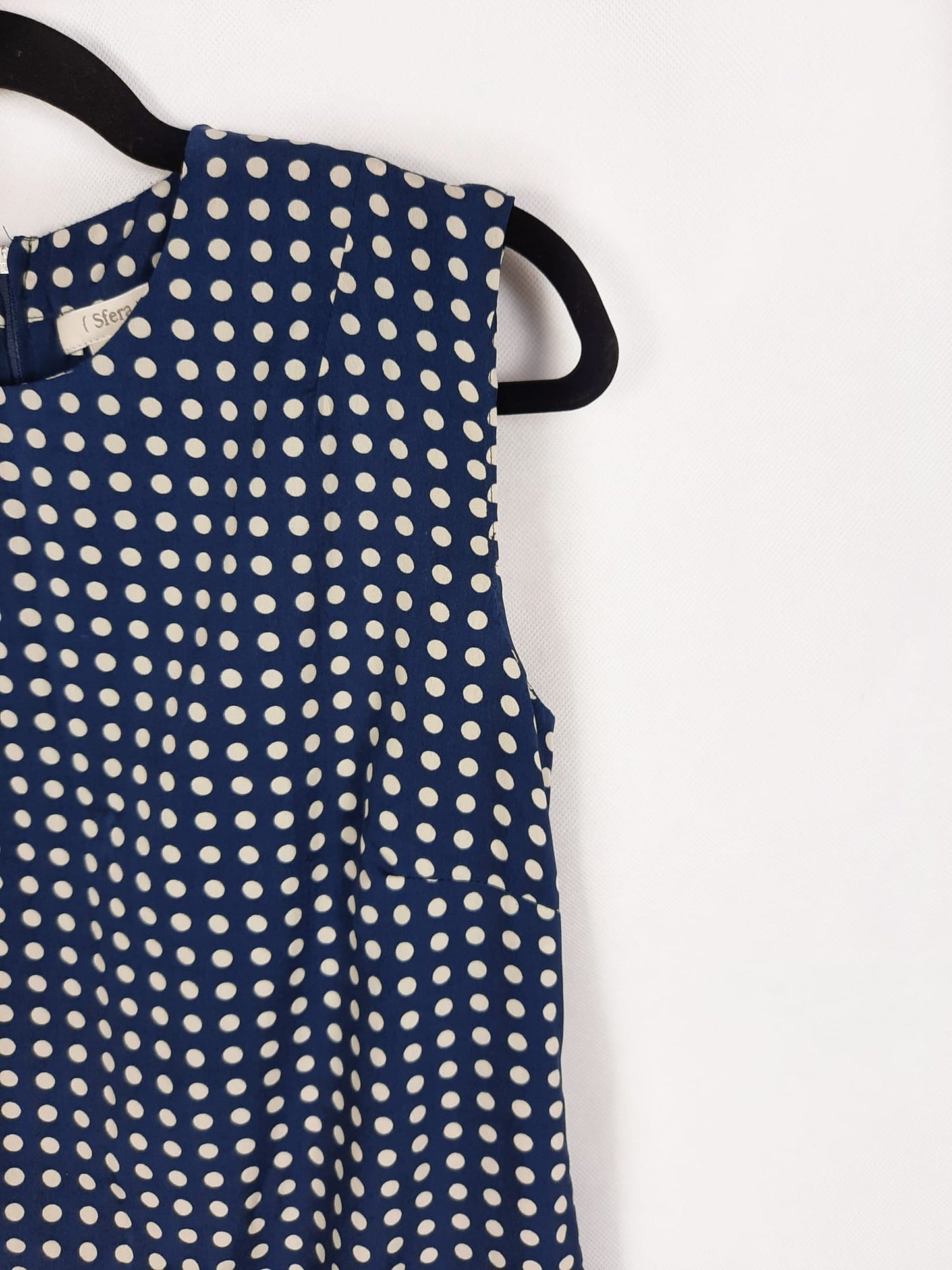 SFERA. Vestido lunares talla L