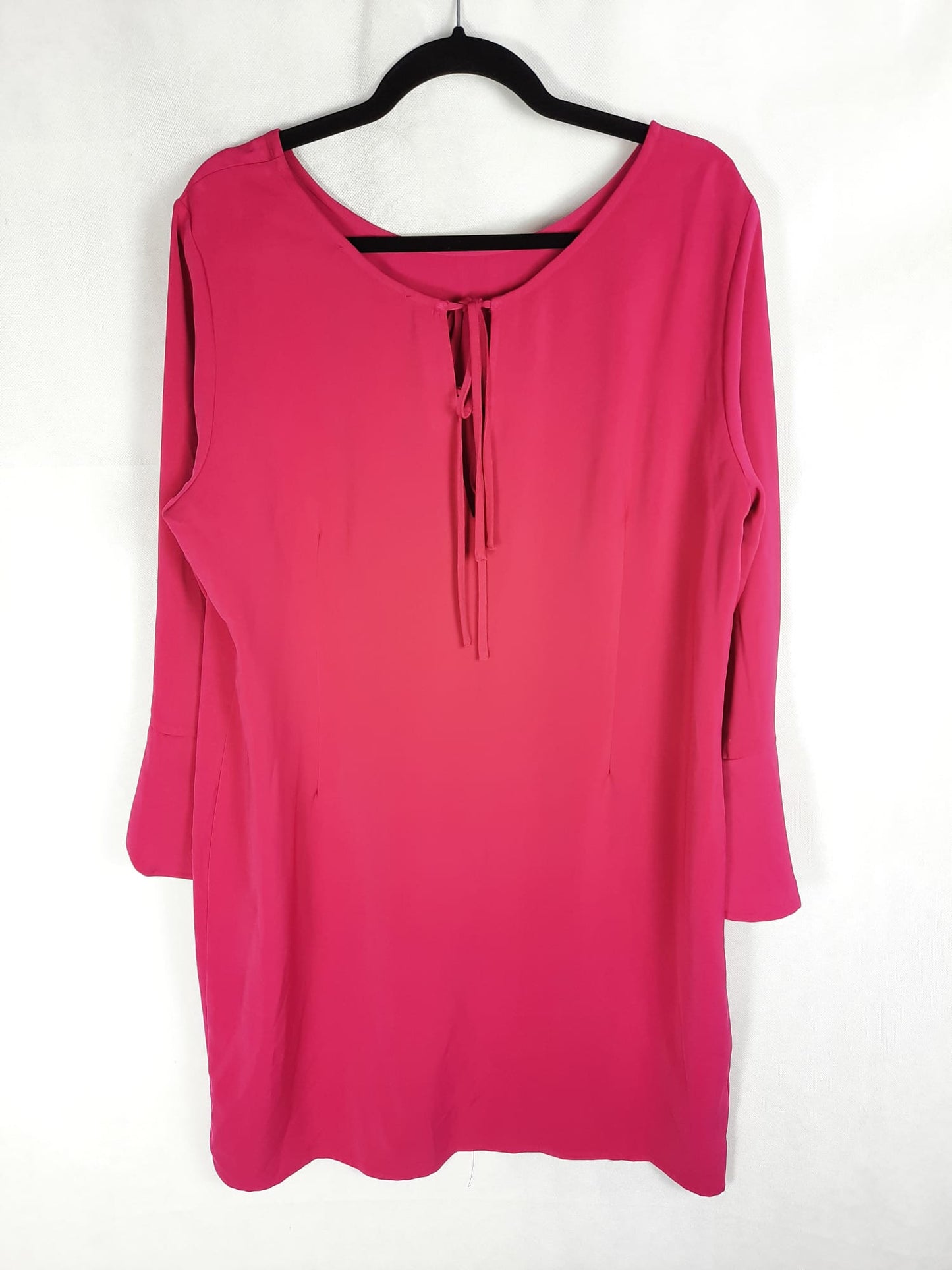 VIOLETA BY MANGO. Fuchsia dress, size L